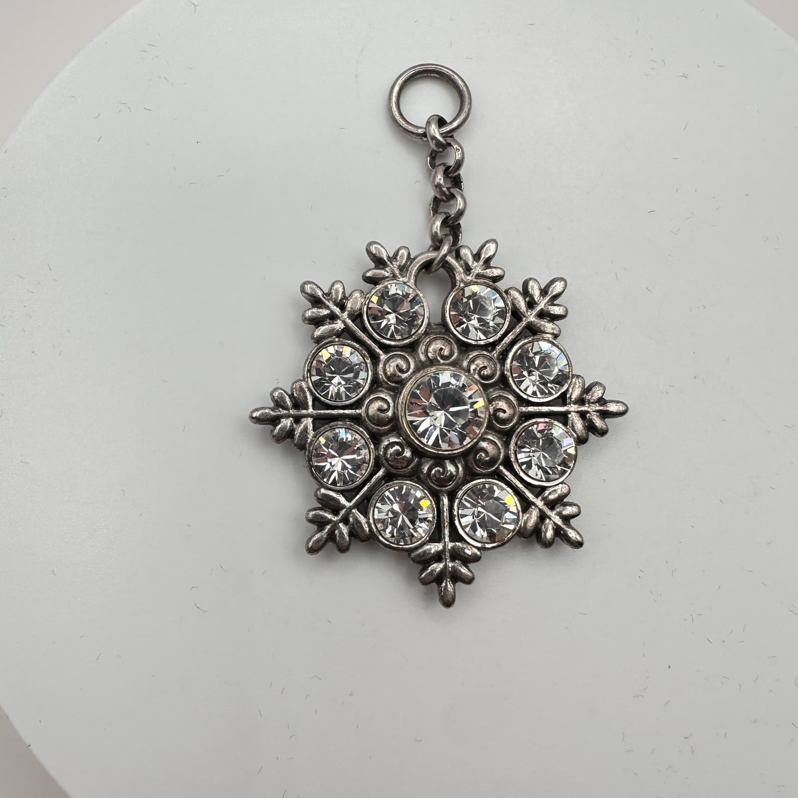 Vintage Y2K Silver Tone Snowflake Pendant Clear Rhinestone Women's Jewelry - Thumbnail 4