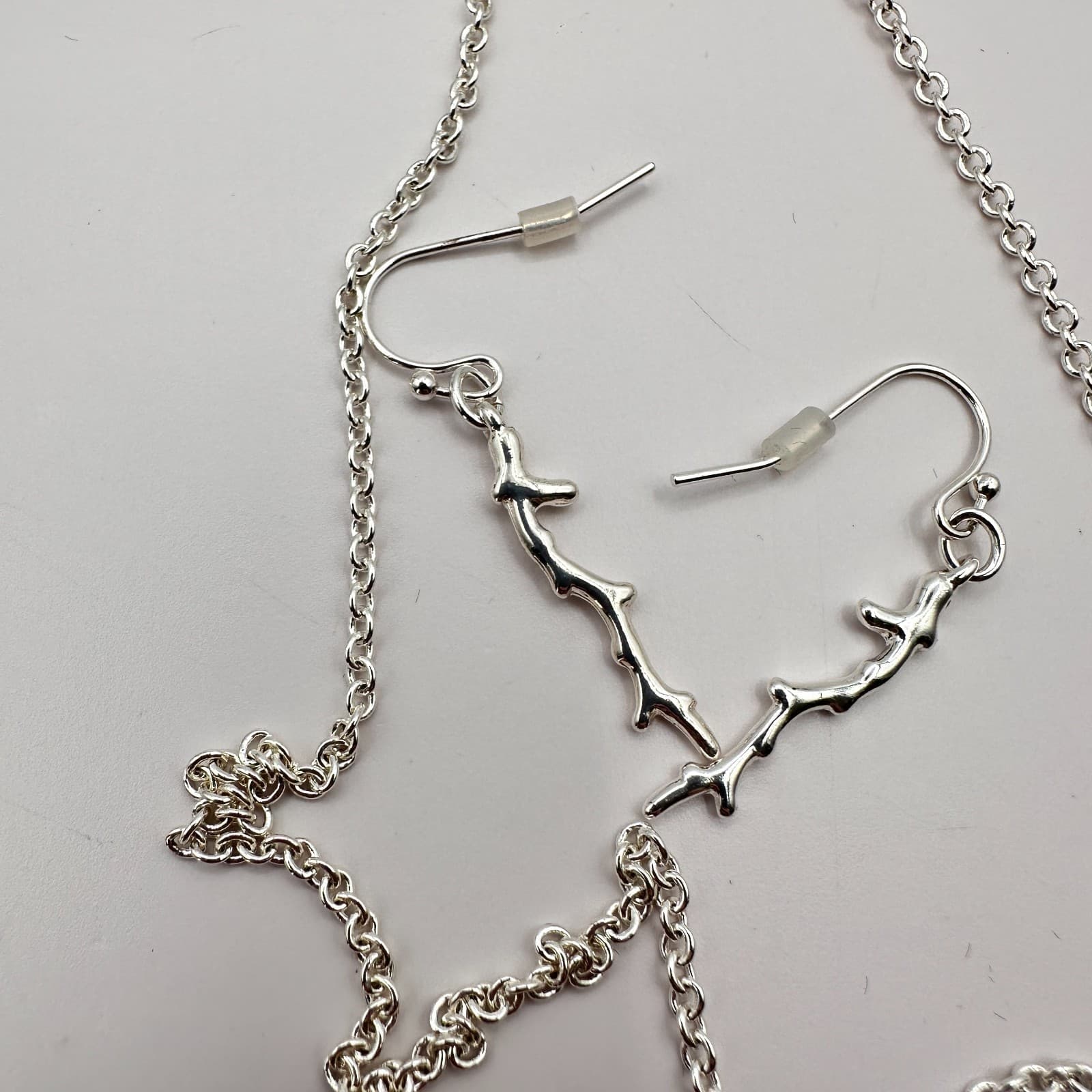 Vintage Y2K Silver Tone Rhinestone Branch Pendant Necklace Earrings Set Jewelry - Thumbnail 7
