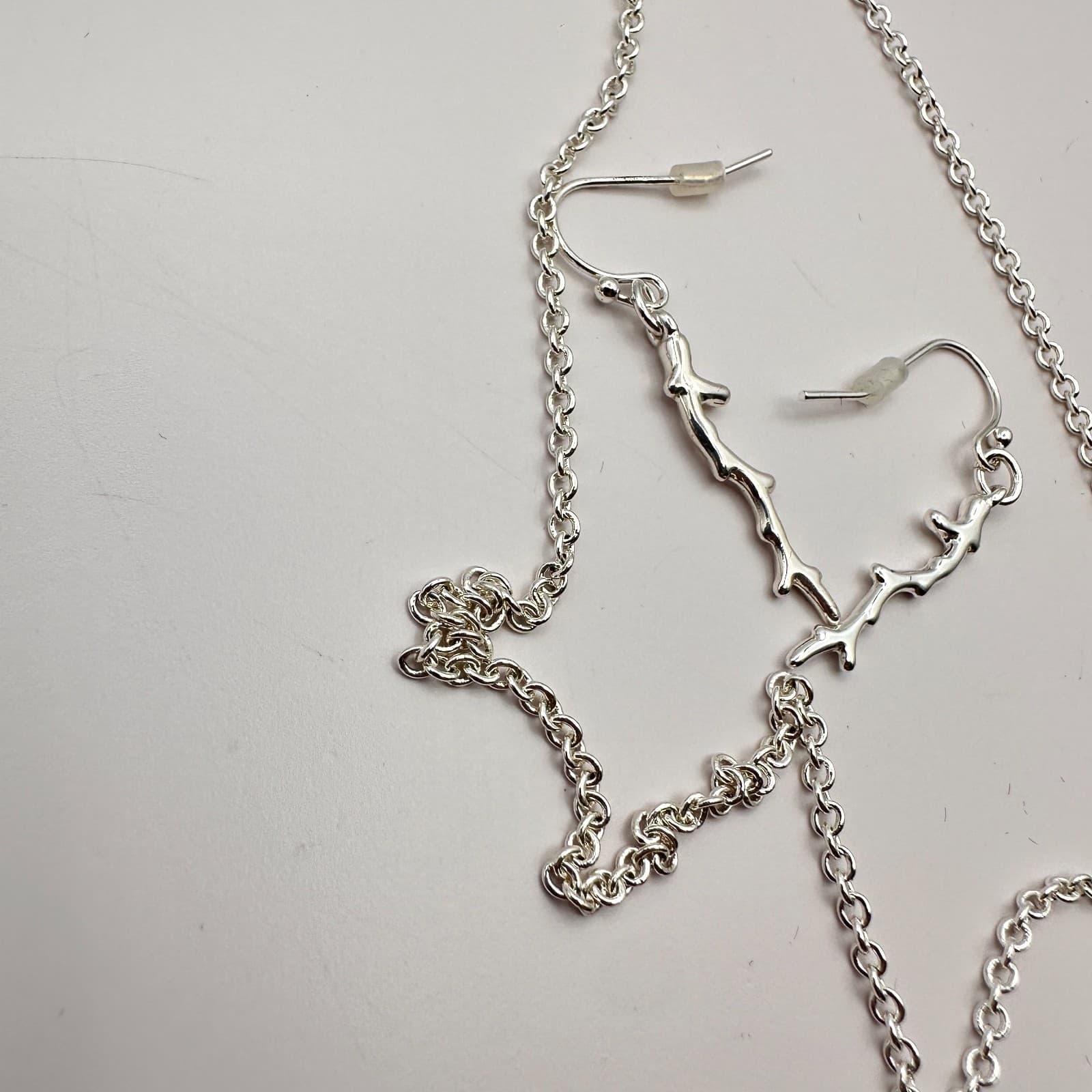 Vintage Y2K Silver Tone Rhinestone Branch Pendant Necklace Earrings Set Jewelry - Thumbnail 6