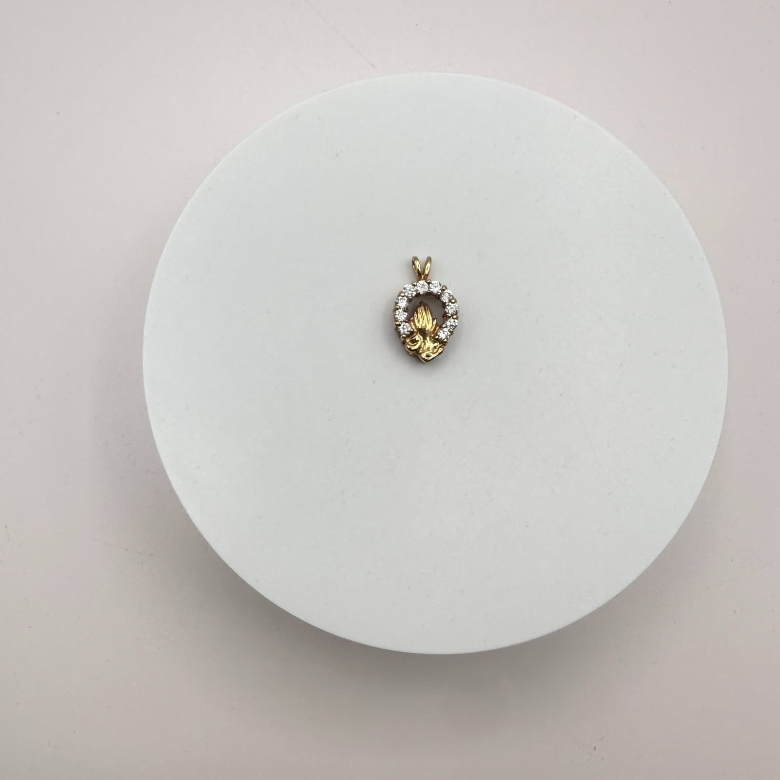 Vintage 90s Gold Tone Praying Hands Pendant Clear Rhinestone Women's Jewelry - Thumbnail 6