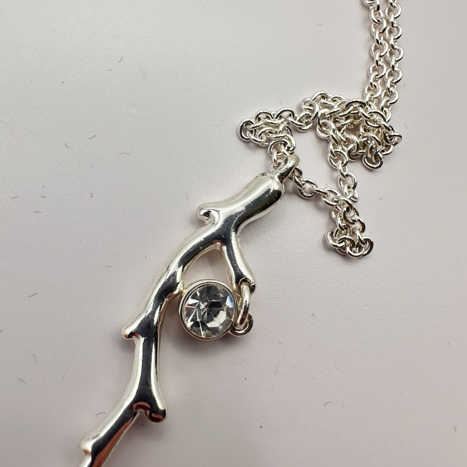 Vintage Y2K Silver Tone Rhinestone Branch Pendant Necklace Earrings Set Jewelry - Thumbnail 9