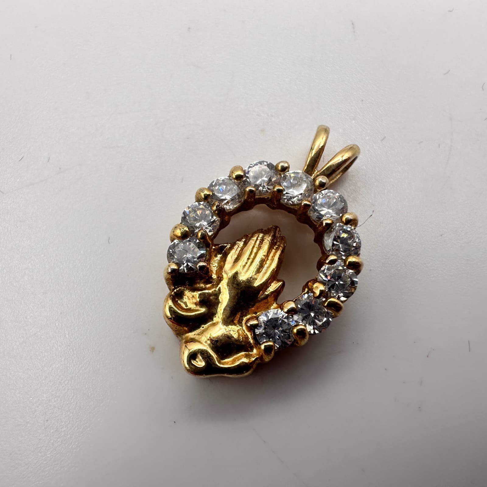 Vintage 90s Gold Tone Praying Hands Pendant Clear Rhinestone Women's Jewelry - Thumbnail 3