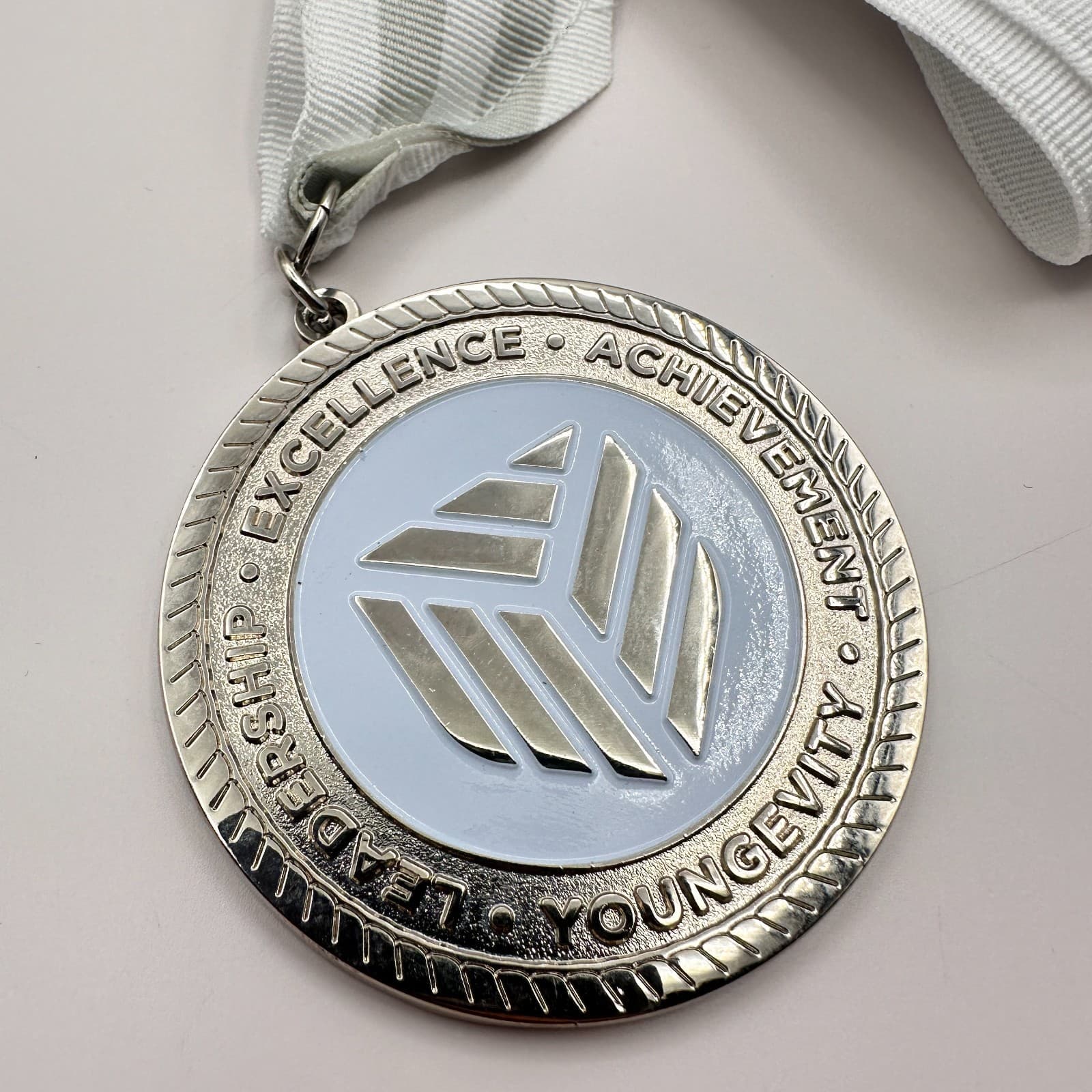 Vintage 80s Silver Tone Achievement Medal Excellence Leadership Ribbon Jewelry - Thumbnail 3