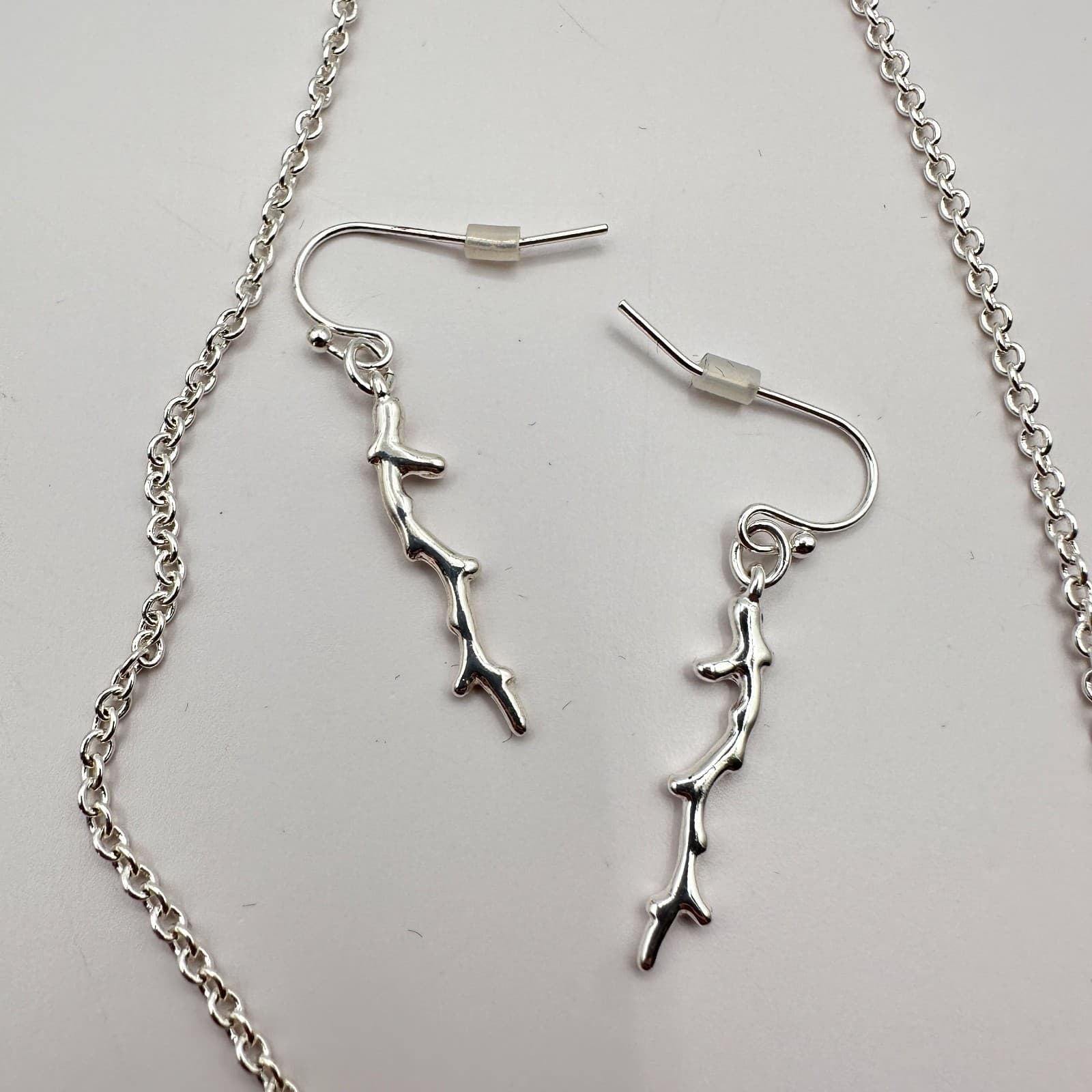 Vintage Y2K Silver Tone Rhinestone Branch Pendant Necklace Earrings Set Jewelry - Thumbnail 2