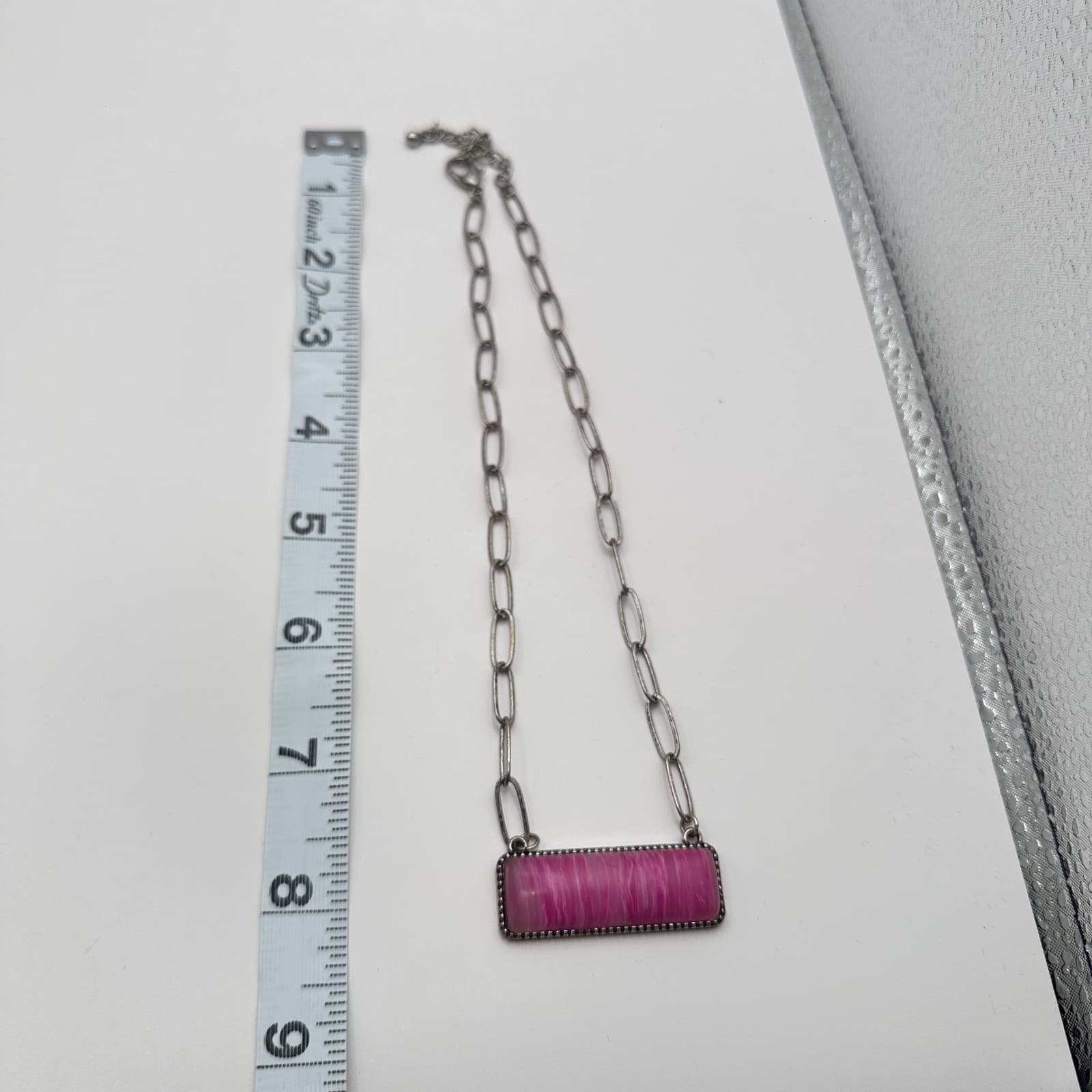 Vintage Y2K Silver Tone Hot Pink Rectangle Bar Pendant Paperclip Chain Jewelry - Thumbnail 10
