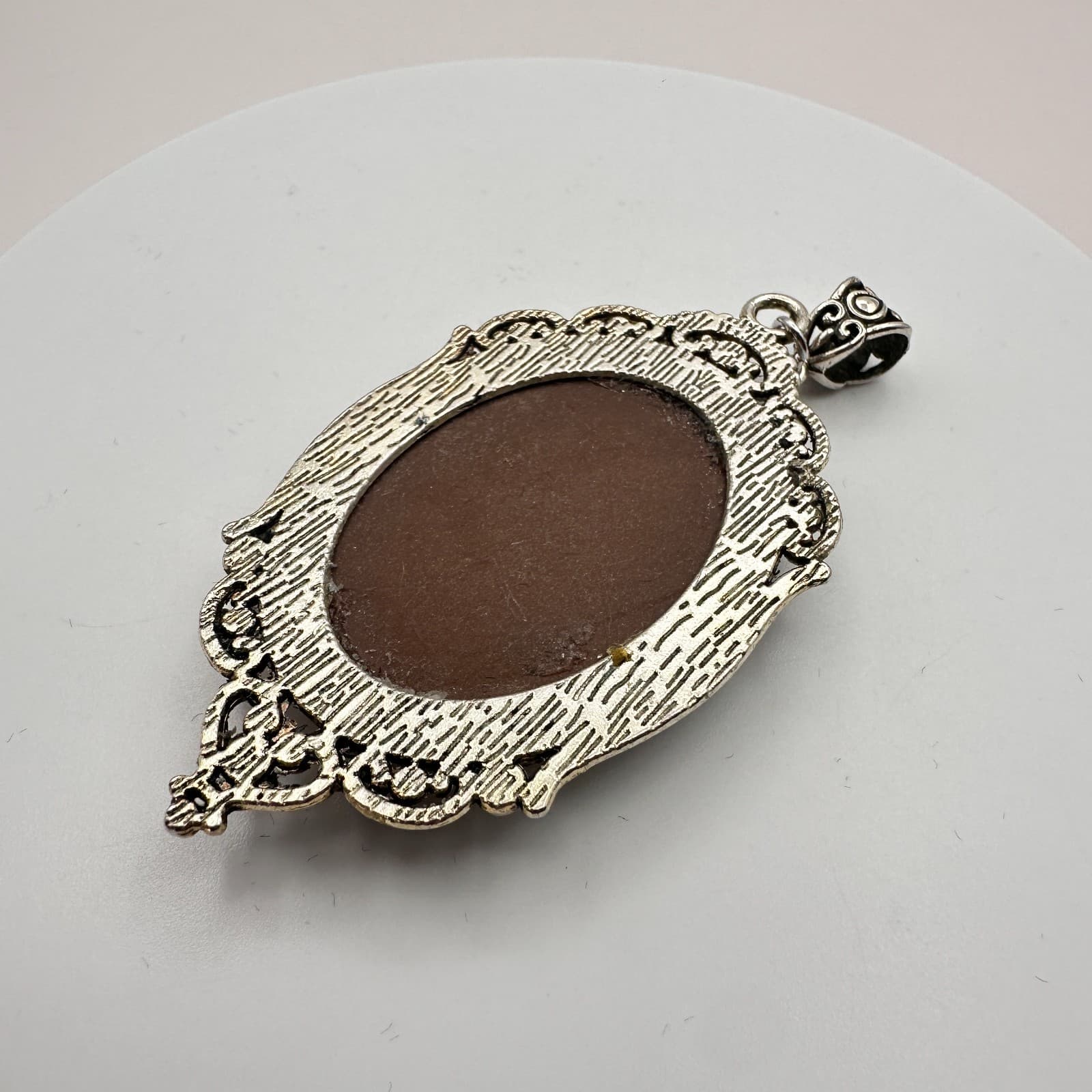 Vintage Y2K Our Lady of Sorrows Cameo Pendant Silver Tone Religious Jewelry - Thumbnail 5