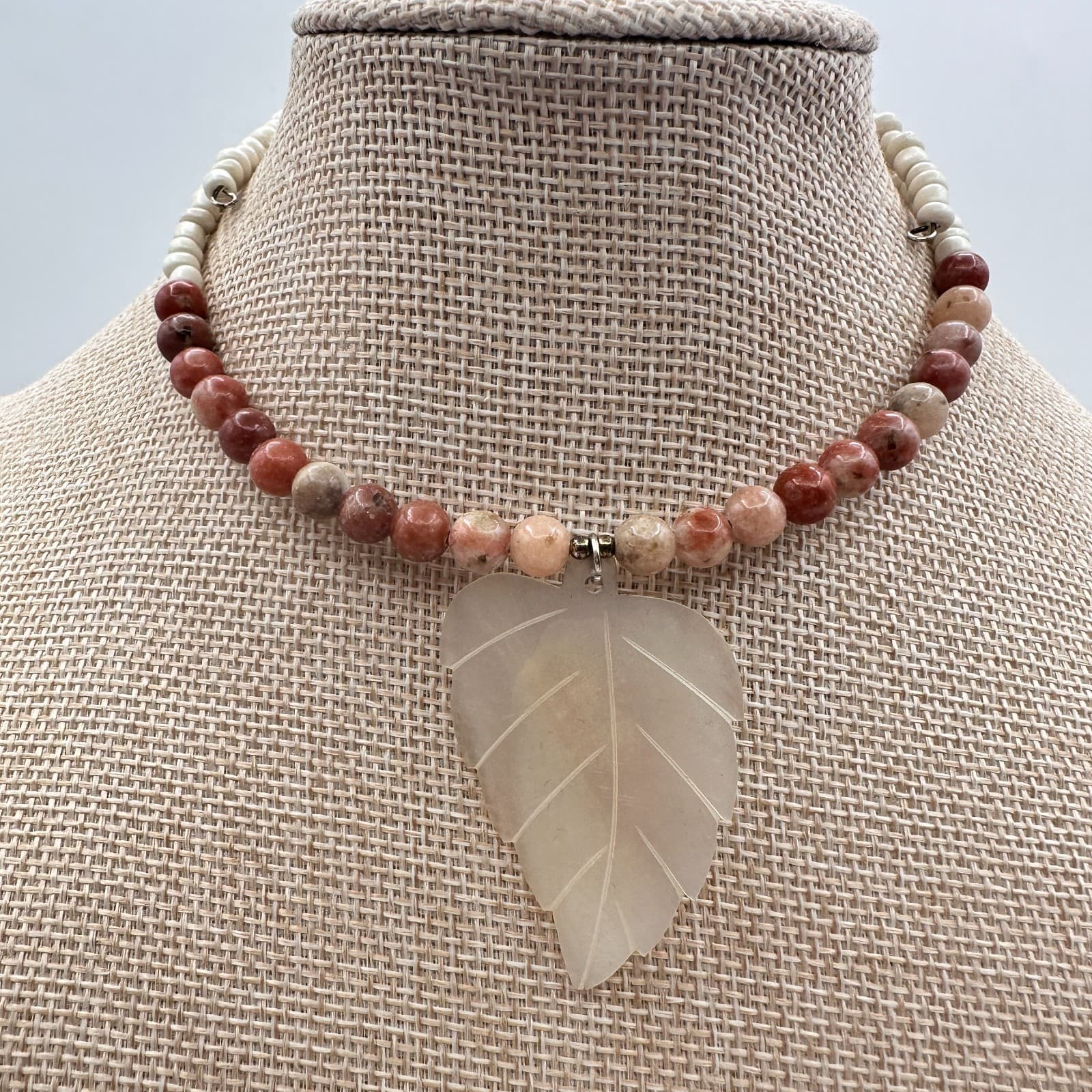 Vintage 80s Agate Leaf Pendant Beaded Necklace Jasper Sunstone Choker Jewelry - Thumbnail 2
