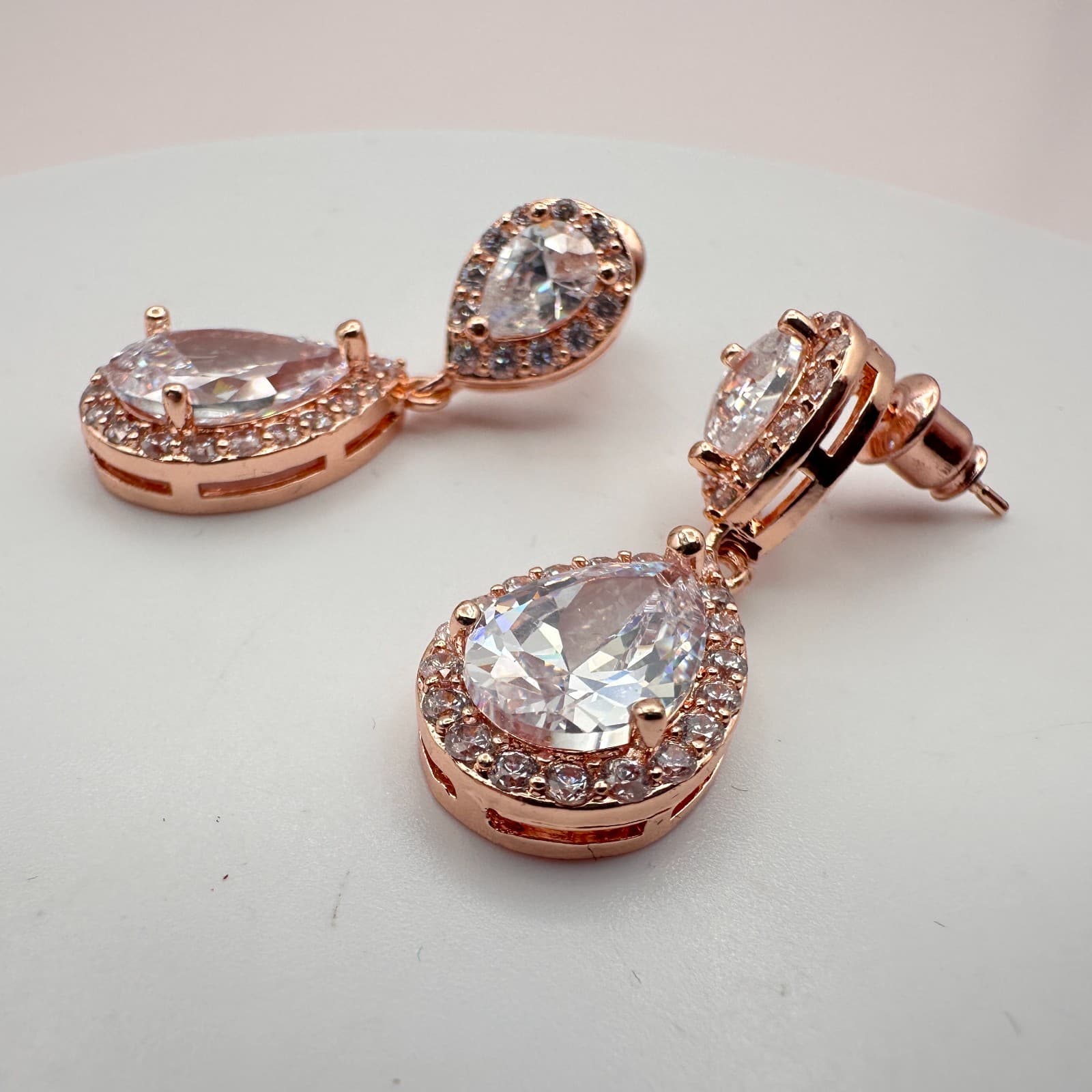 Vintage 90s Rose Gold Tone Pear Cut White Glass Halo Dangle Earrings Jewelry - Thumbnail 4