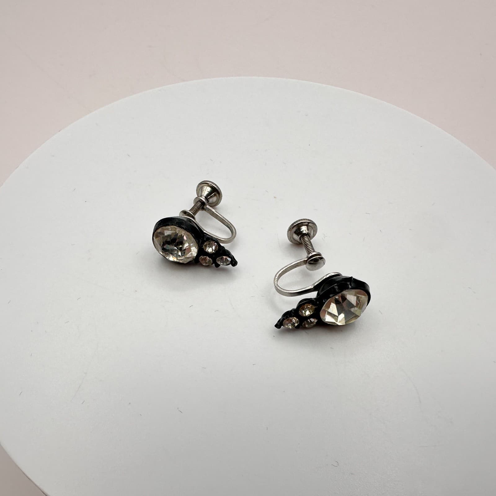 Vintage 80s Clear Glass Black Enamel Earrings Retro Women's Fashion Jewelry - Thumbnail 2