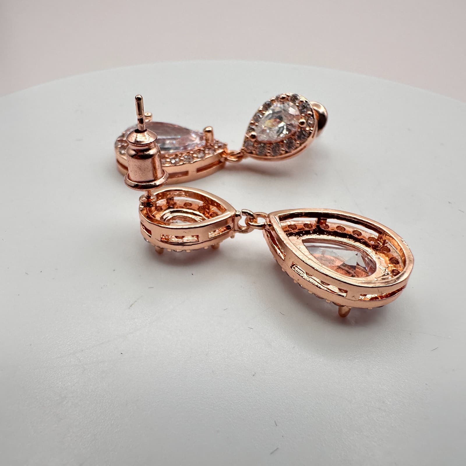 Vintage 90s Rose Gold Tone Pear Cut White Glass Halo Dangle Earrings Jewelry - Thumbnail 6