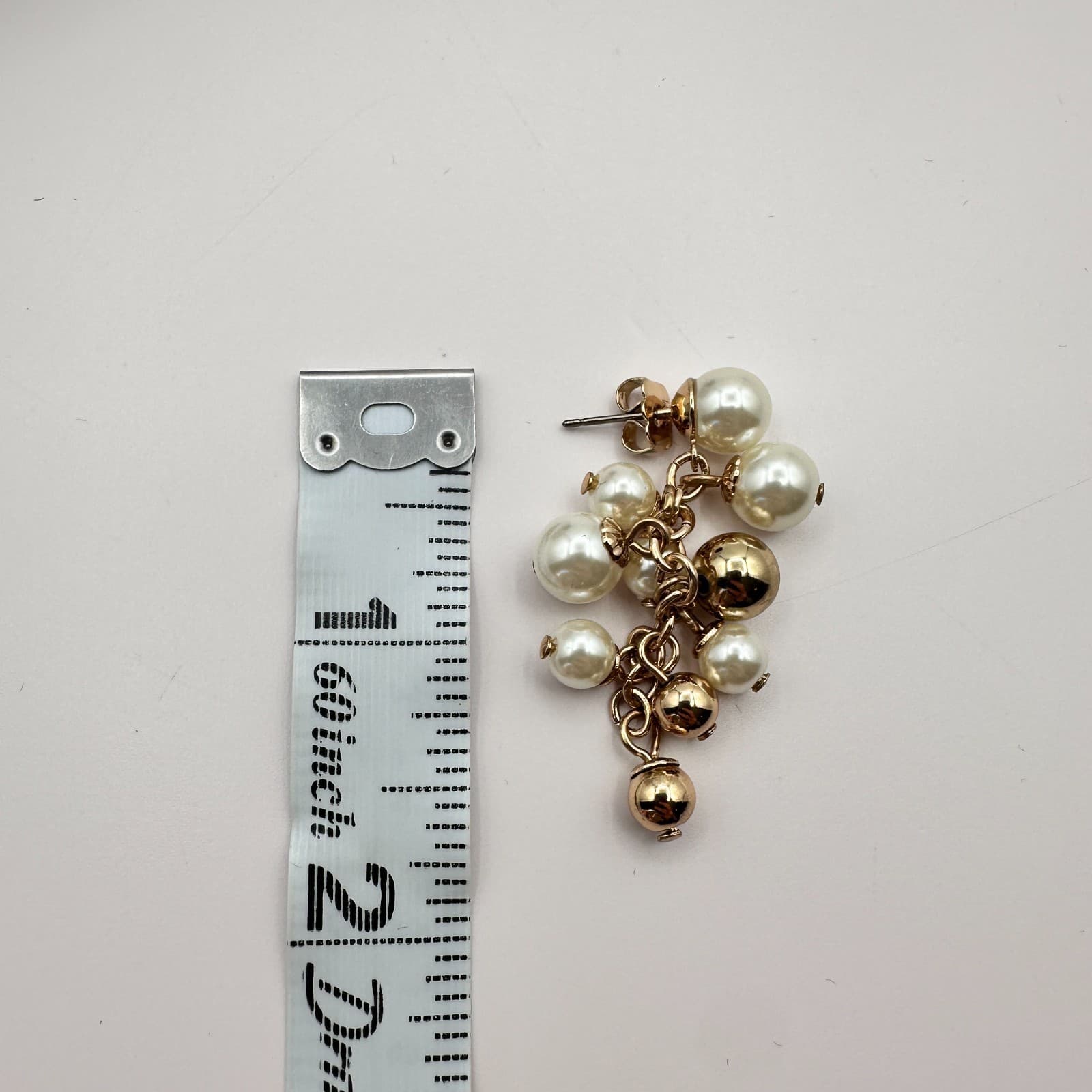 Vintage 90s Faux Pearl Dangle Drop Earrings Gold Tone Classic Fashion jewelry - Thumbnail 9