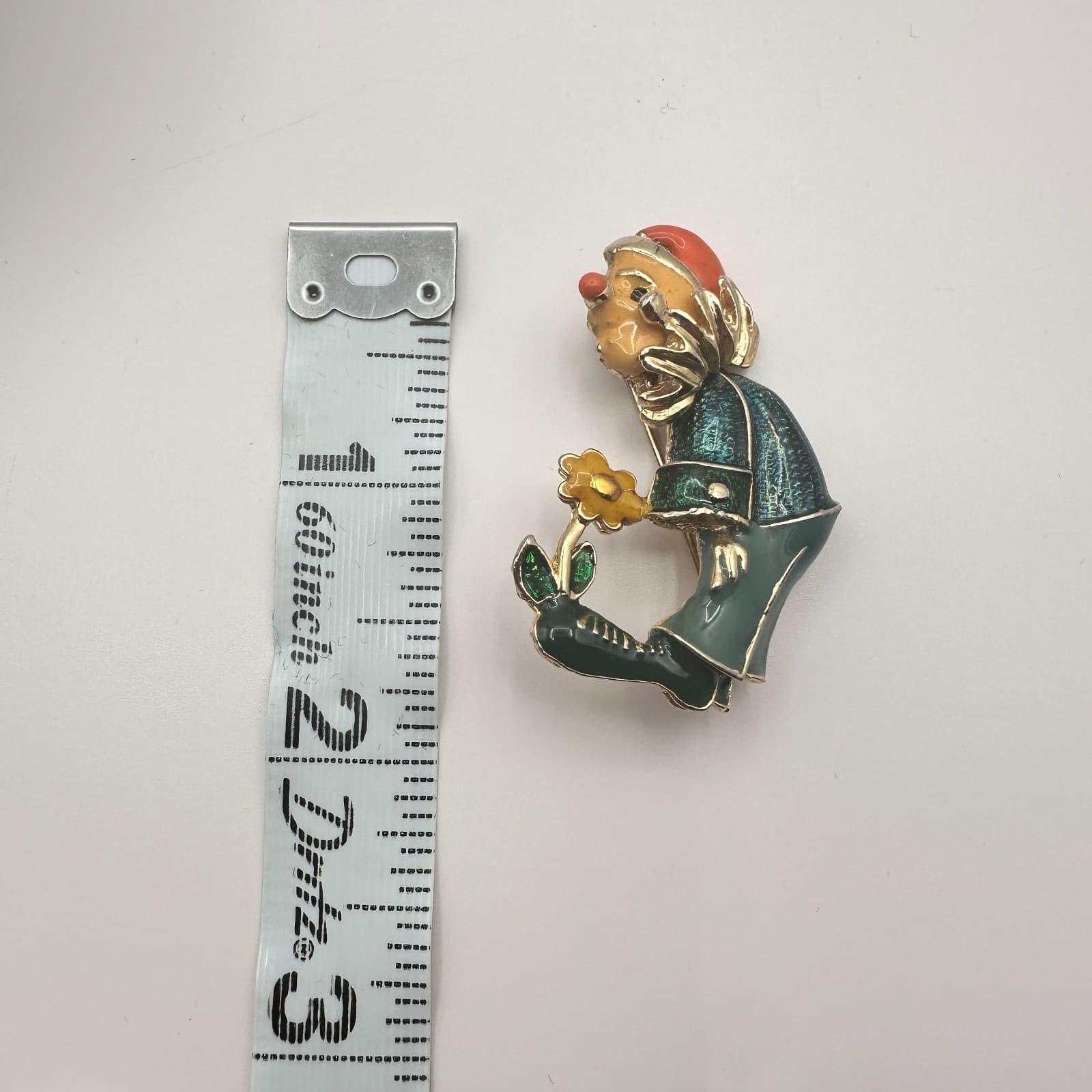 Vintage Y2K Gold Tone Sad Clown Holding Flower Enamel Brooch Pin Classic Jewelry - Thumbnail 7