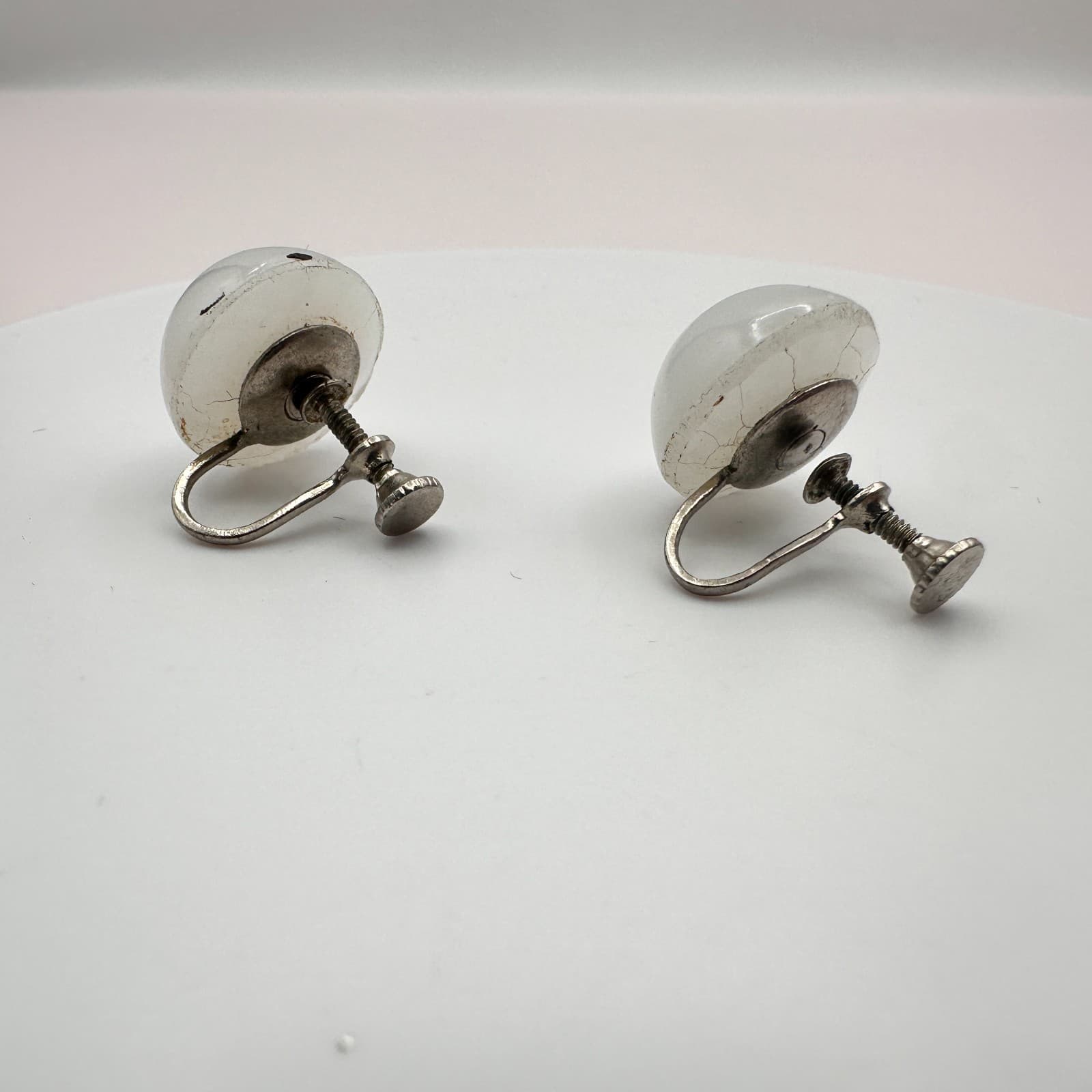 Vintage Y2K White Round Earrings Silver Tone Women's Classic Fashion Jewelry - Thumbnail 5