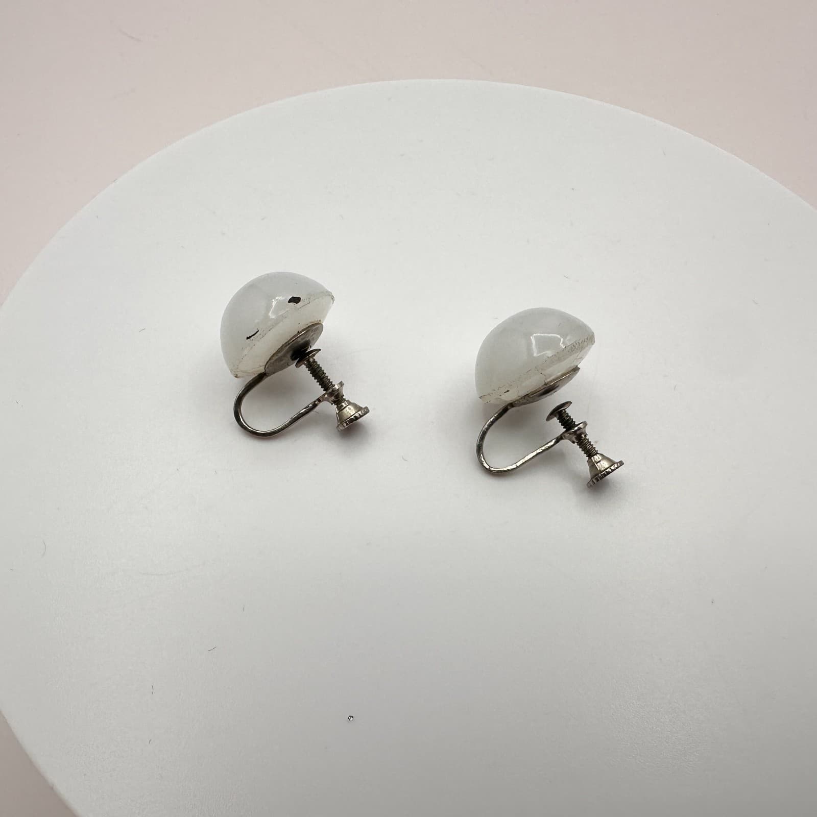 Vintage Y2K White Round Earrings Silver Tone Women's Classic Fashion Jewelry - Thumbnail 6