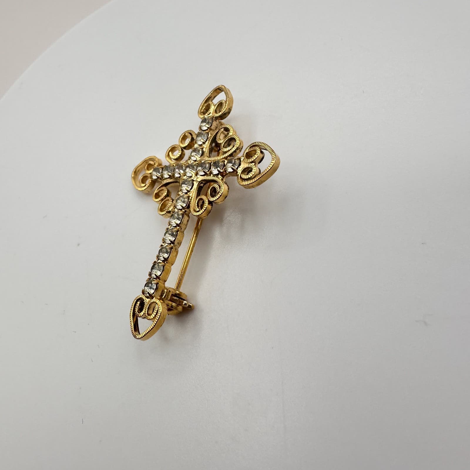 Vintage 90s Gold Tone Clear Glass Cross Brooch Pin Religious Fashion Jewelry - Thumbnail 4