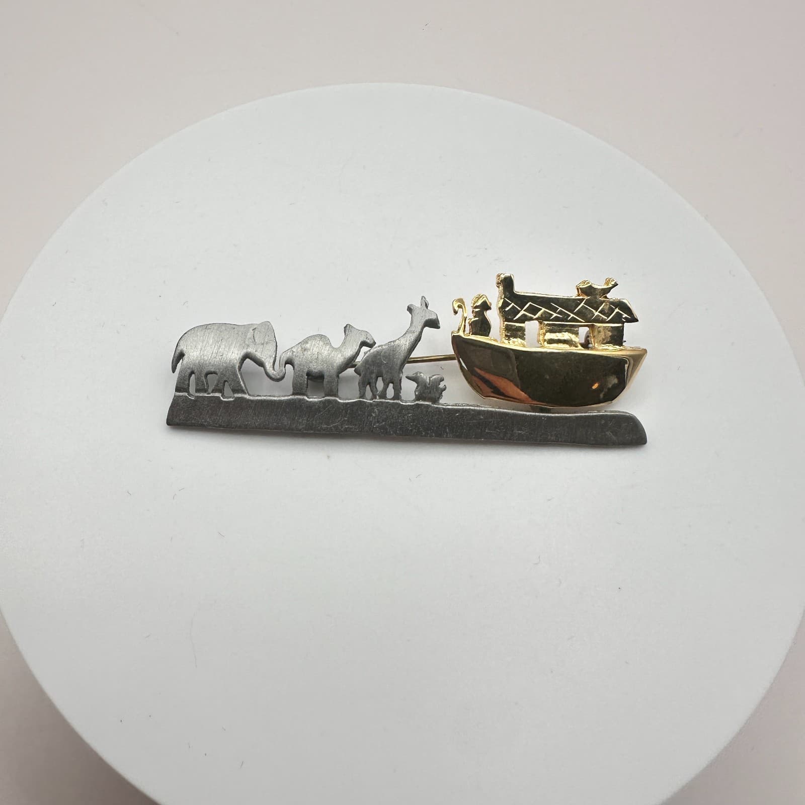 Vintage 80s Ultra Craft Noahs Ark Pewter Brooch Pin Women's Classic Jewelry - Thumbnail 3