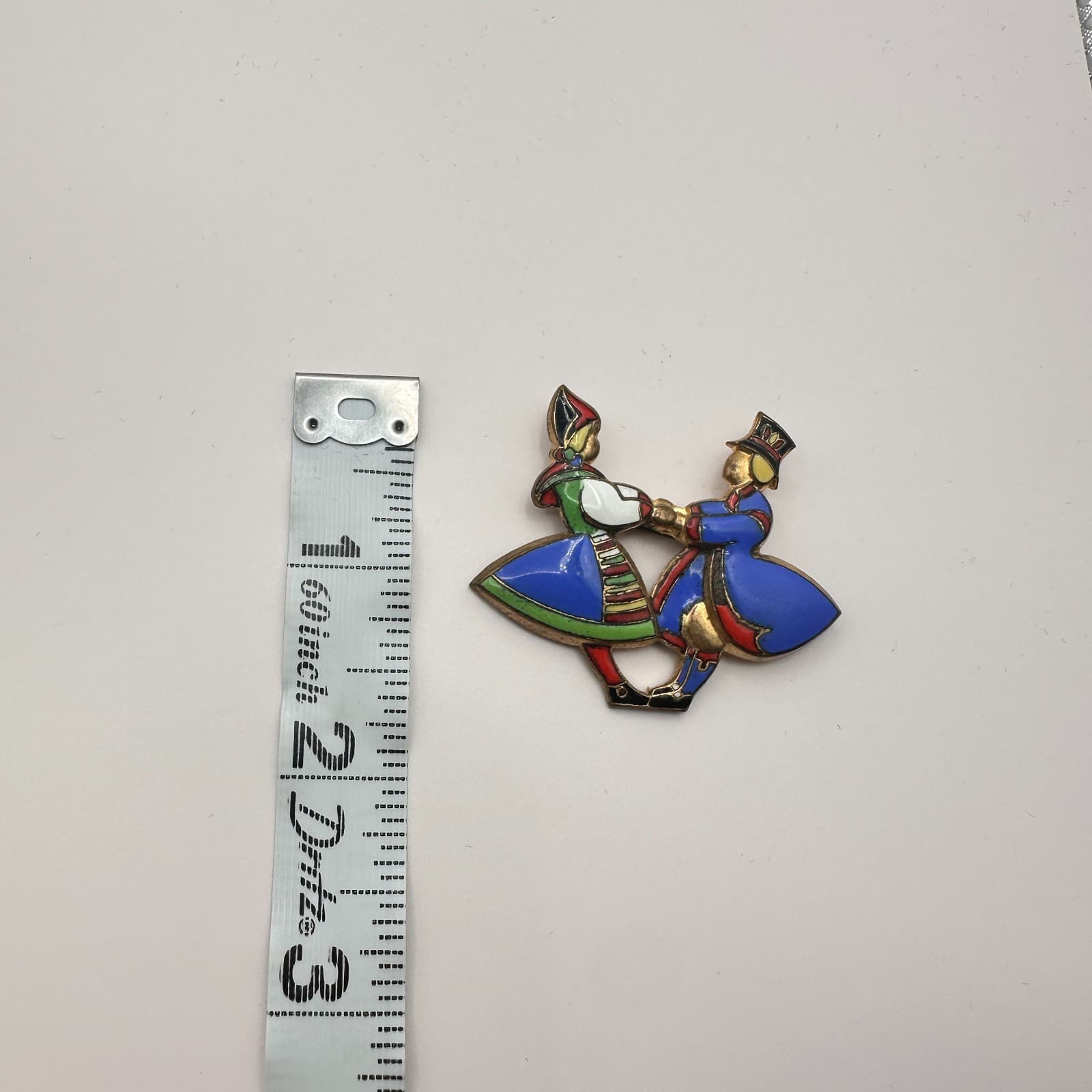Vintage Y2K Gold Tone Folk Dancing Couple Enamel Brooch Pin Women's Jewelry - Thumbnail 8