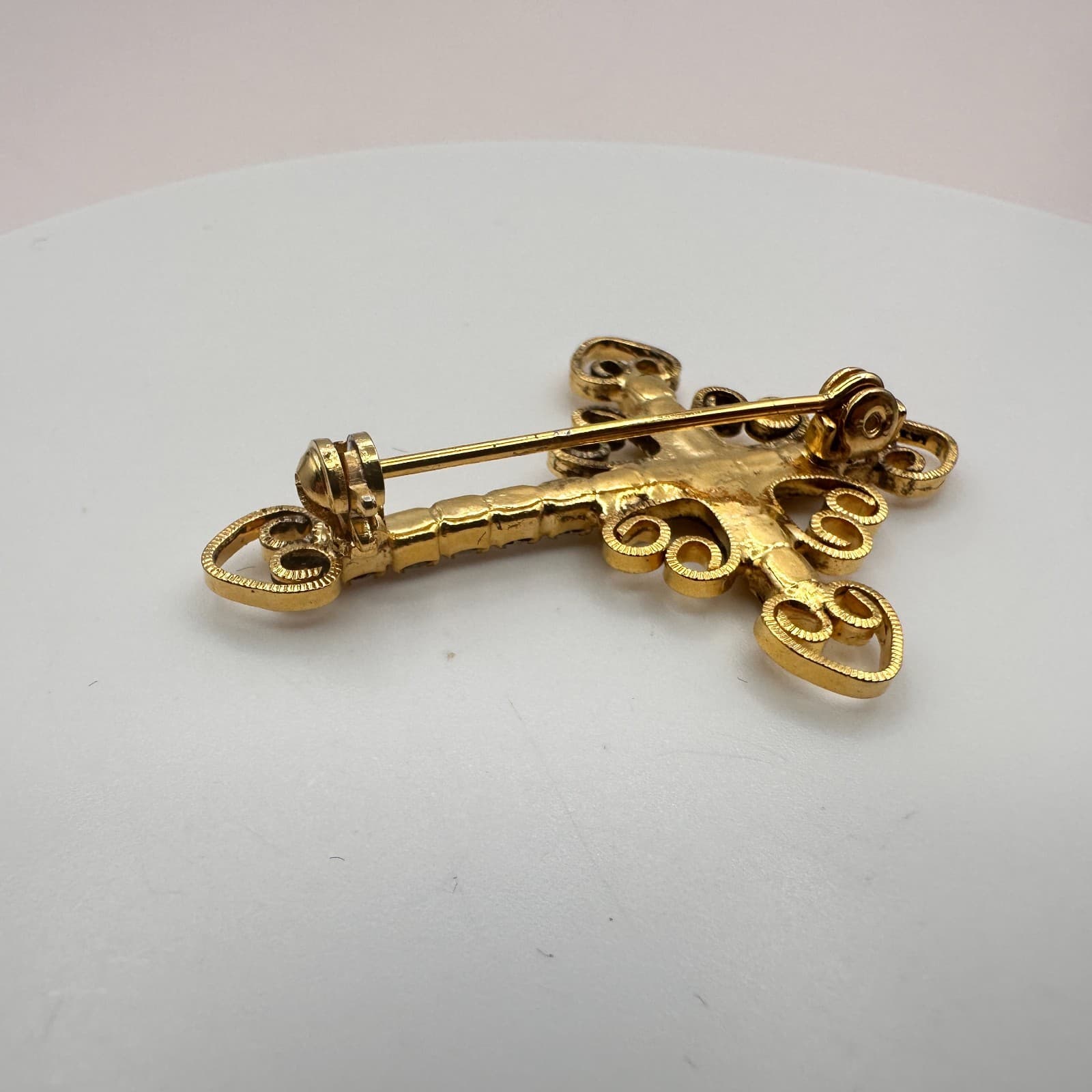 Vintage 90s Gold Tone Clear Glass Cross Brooch Pin Religious Fashion Jewelry - Thumbnail 5