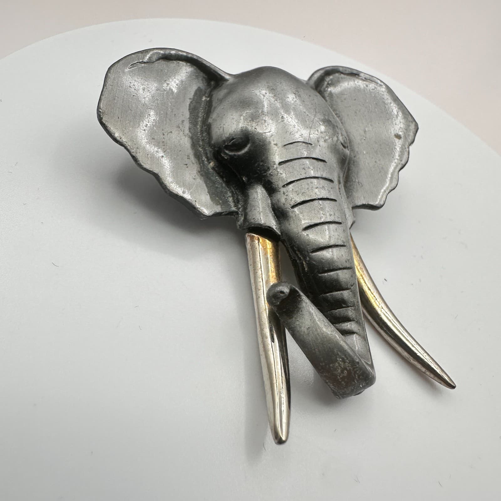 Vintage 70s Pewter Elephant Head Tusks Brooch Pin Boho Retro Classic Jewelry - Thumbnail 4