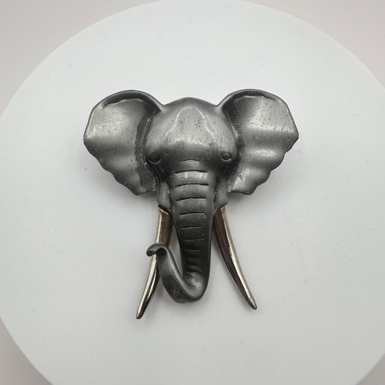 Vintage 70s Pewter Elephant Head Tusks Brooch Pin Boho Retro Classic Jewelry - Thumbnail 3