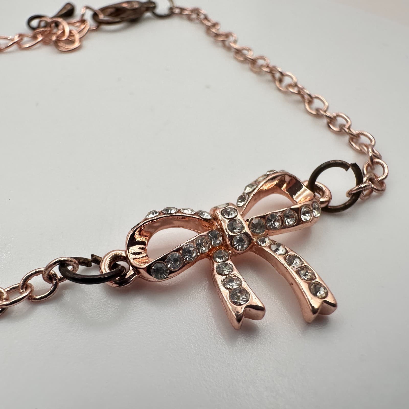 Vintage 90s Rose Gold Tone Bow Rhinestone Bracelet Women's Classic Jewelry - Thumbnail 4