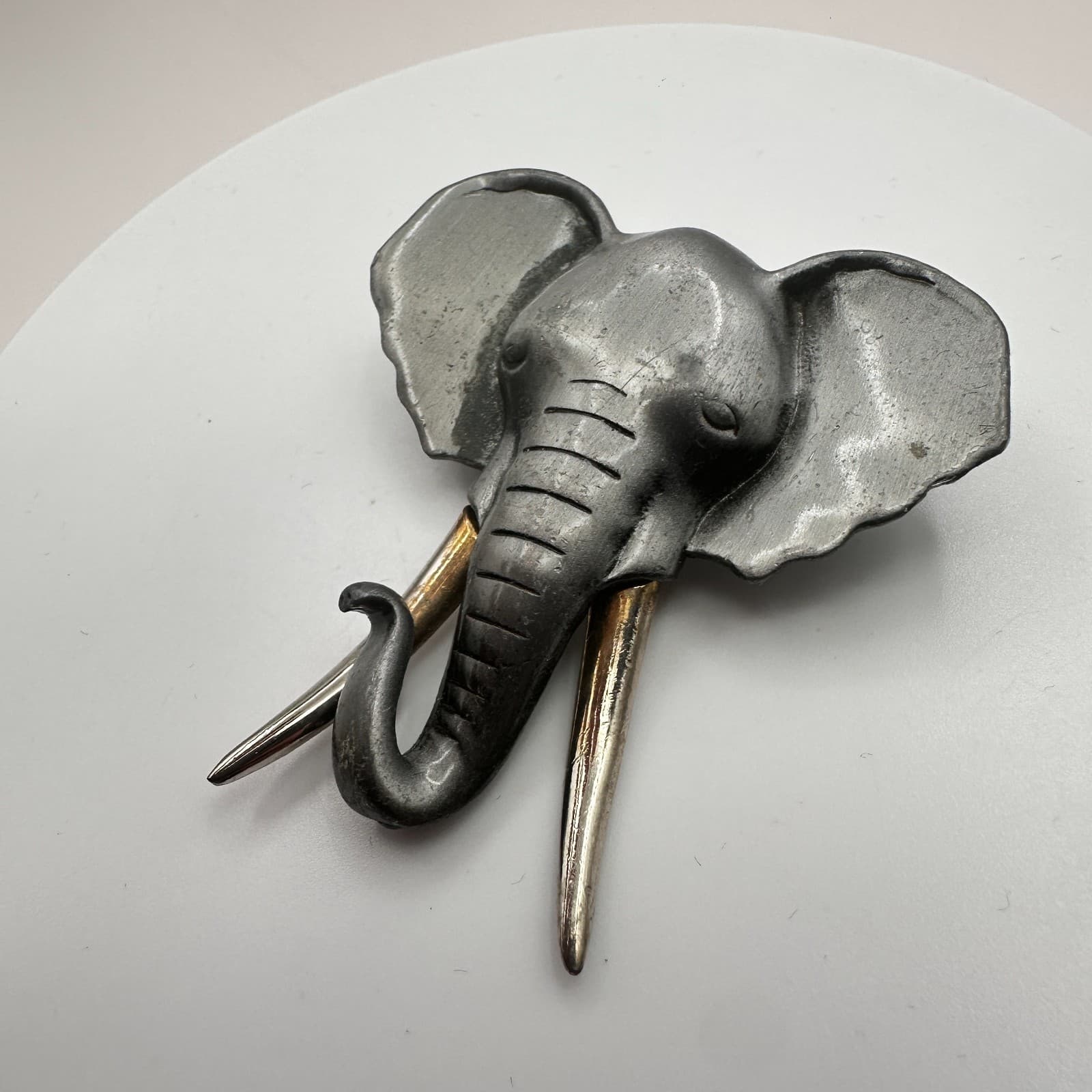 Vintage 70s Pewter Elephant Head Tusks Brooch Pin Boho Retro Classic Jewelry - Thumbnail 5