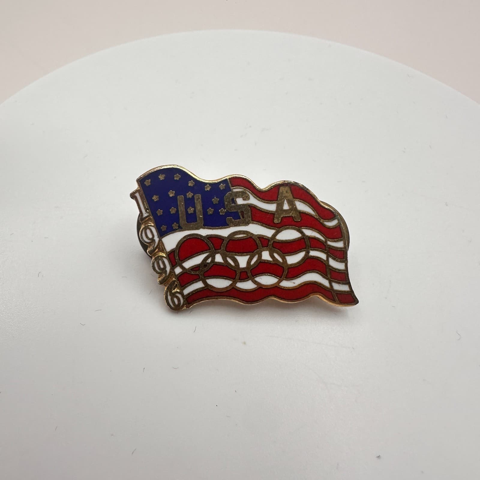 Vintage 90s Ho Ho NYC Enamel Atlanta Olympics USA Flag Pin Gold Tone Jewelry - Thumbnail 2