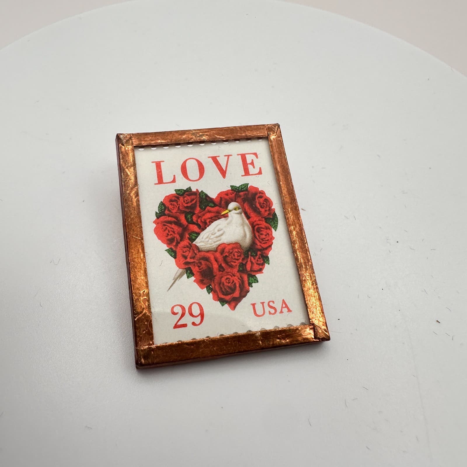 Vintage 90s Y2K Love 29 USA Picture Frame Brooch Pin Classic Fashion Jewelry