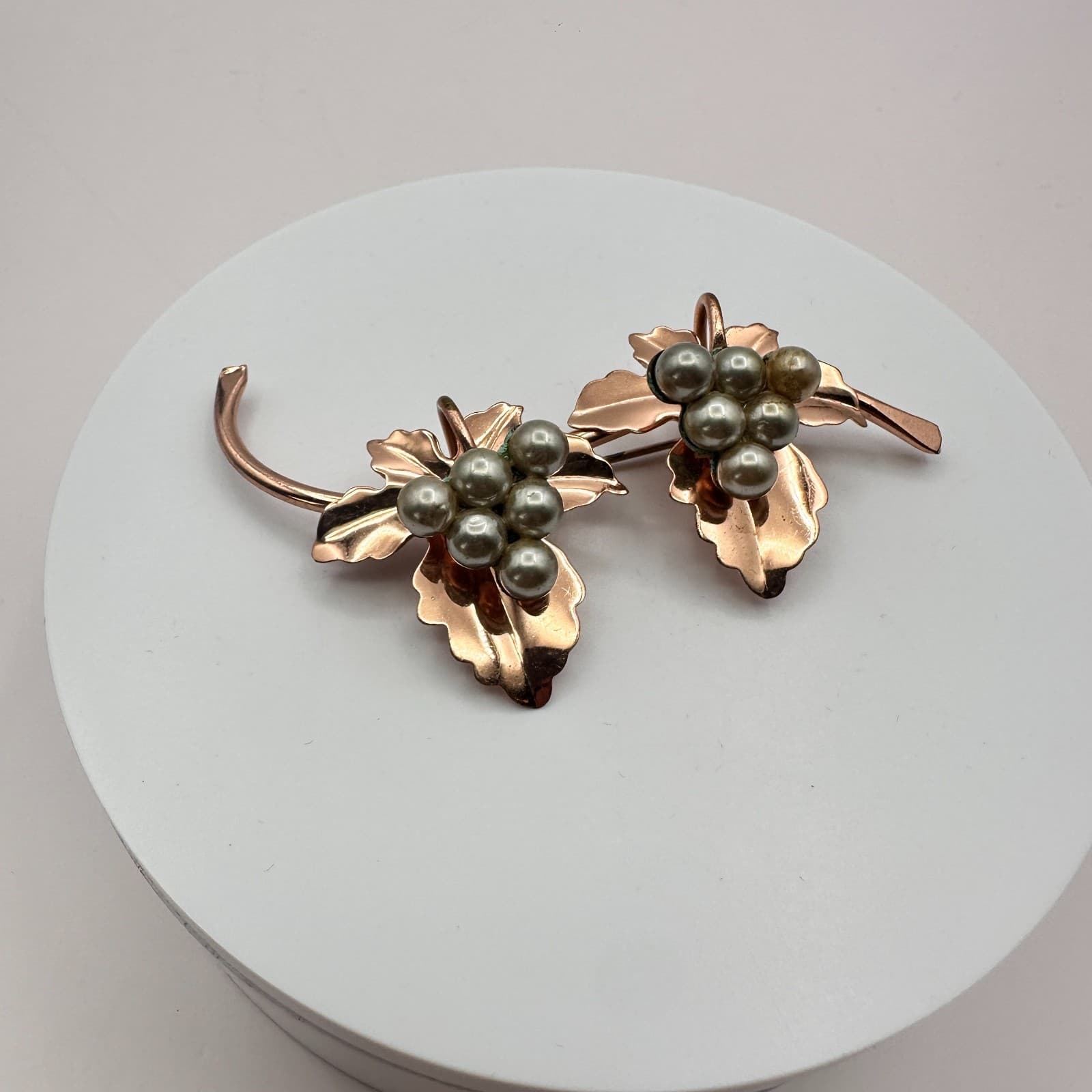 Vintage 90s Rose Gold Tone Grey Pearl Grape Leaf Brooch Pin Classic Jewelry - Thumbnail 7