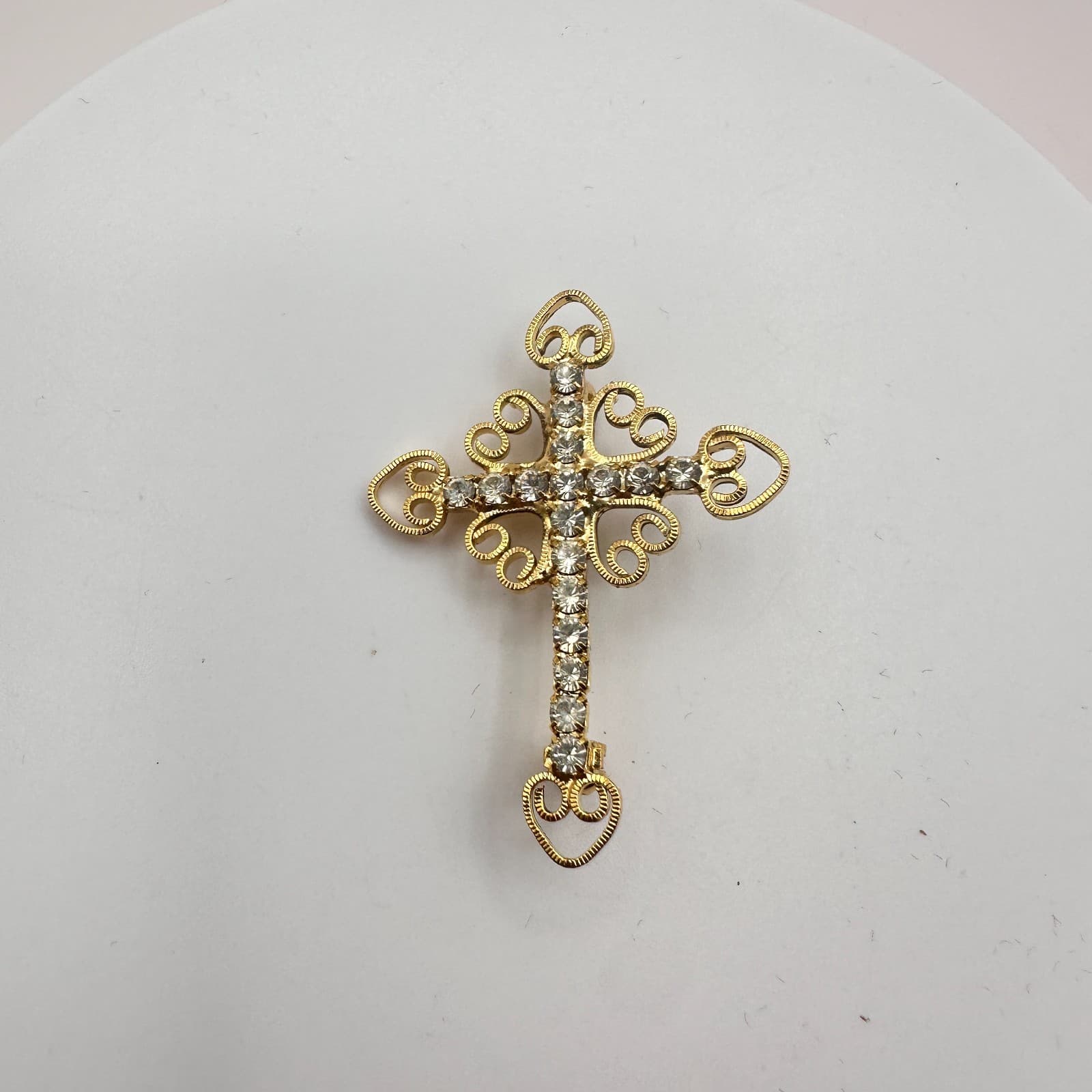 Vintage 90s Gold Tone Clear Glass Cross Brooch Pin Religious Fashion Jewelry - Thumbnail 3