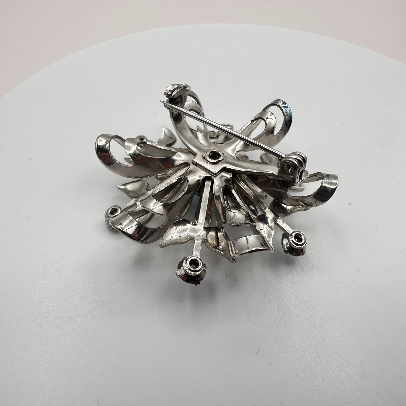 Vintage 90s Silver Tone Blue Glass Floral Sunburst Brooch Pin Retro Jewelry - Thumbnail 5