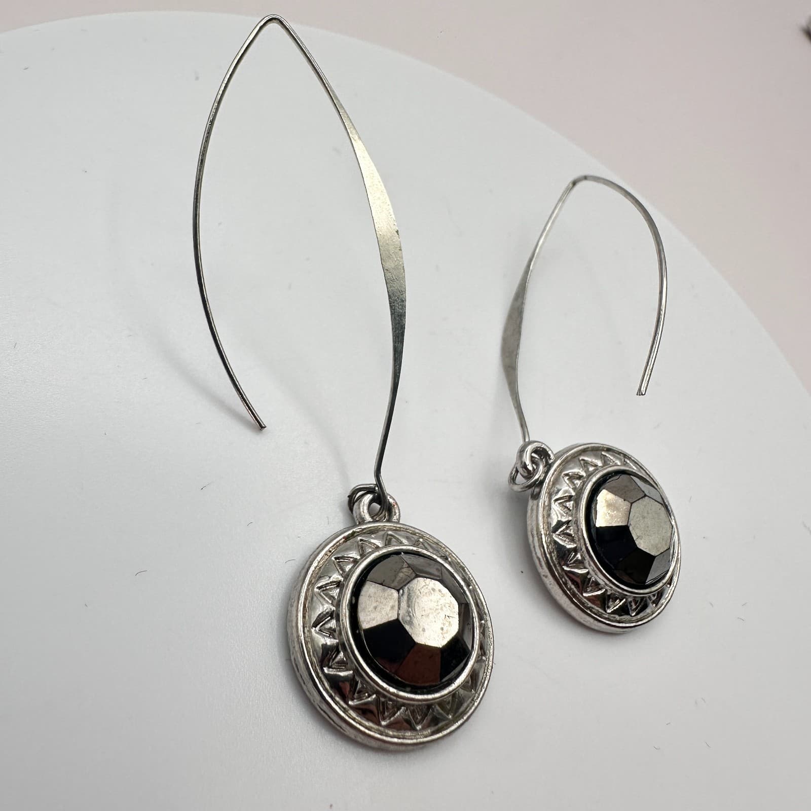 Vintage 90s Silver Tone Black Hematite Sweasted Dangle Earrings Women's Jewelry - Thumbnail 5