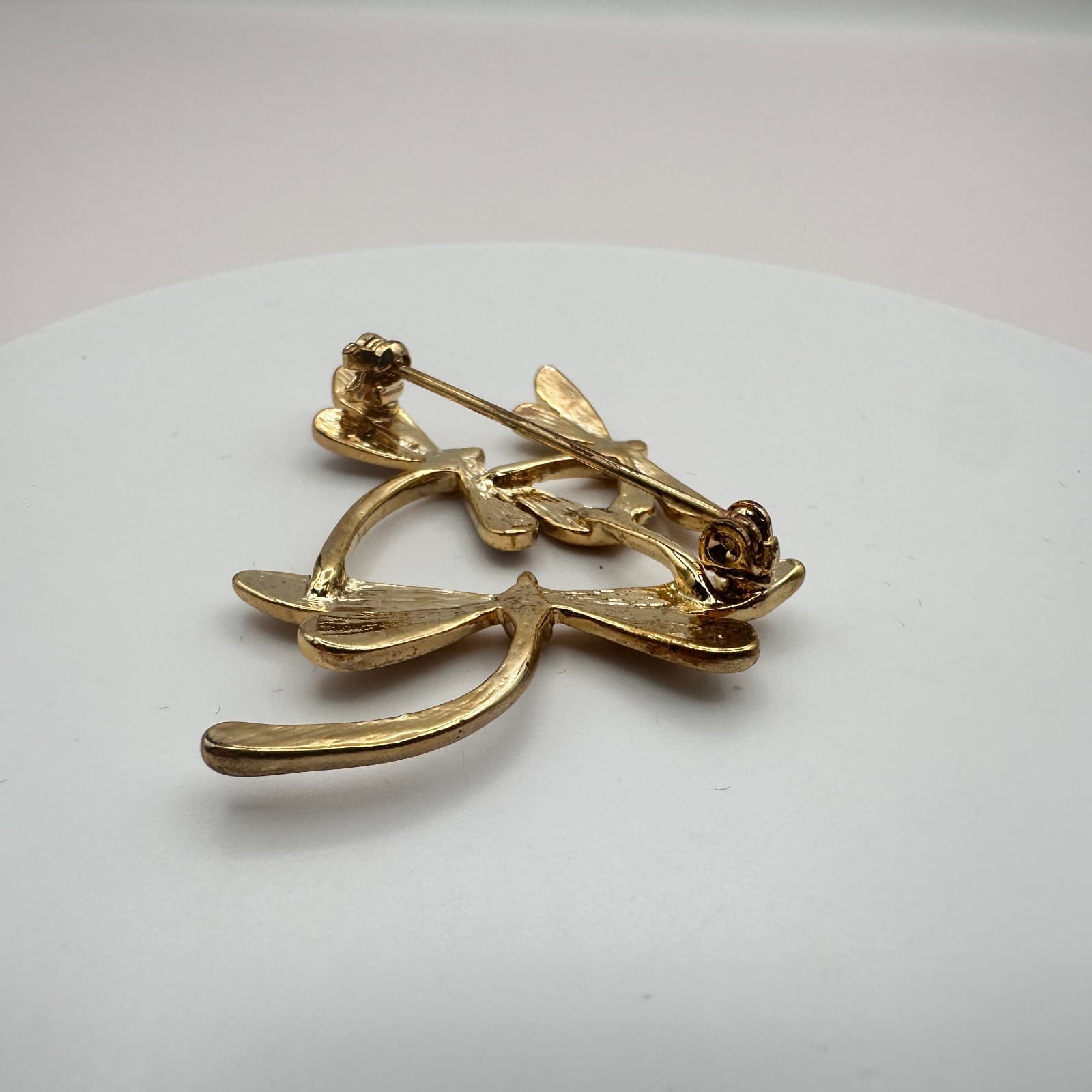Vintage 90s Gold Tone Triple Dragonfly Brooch Glass Accents Fashion Jewelry - Thumbnail 7