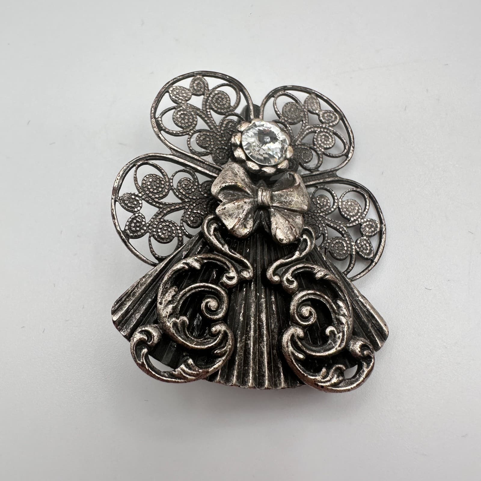 Vintage 90s Silver Tone Angel Brooch Filigree Wings Clear Glass Bow Jewelry - Thumbnail 4