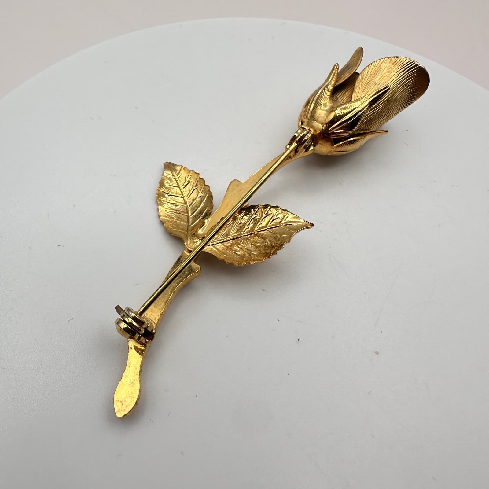 Vintage 90s Gold Tone Textured Long Stem Rose Flower Brooch Pin Romantic Jewelry - Thumbnail 6