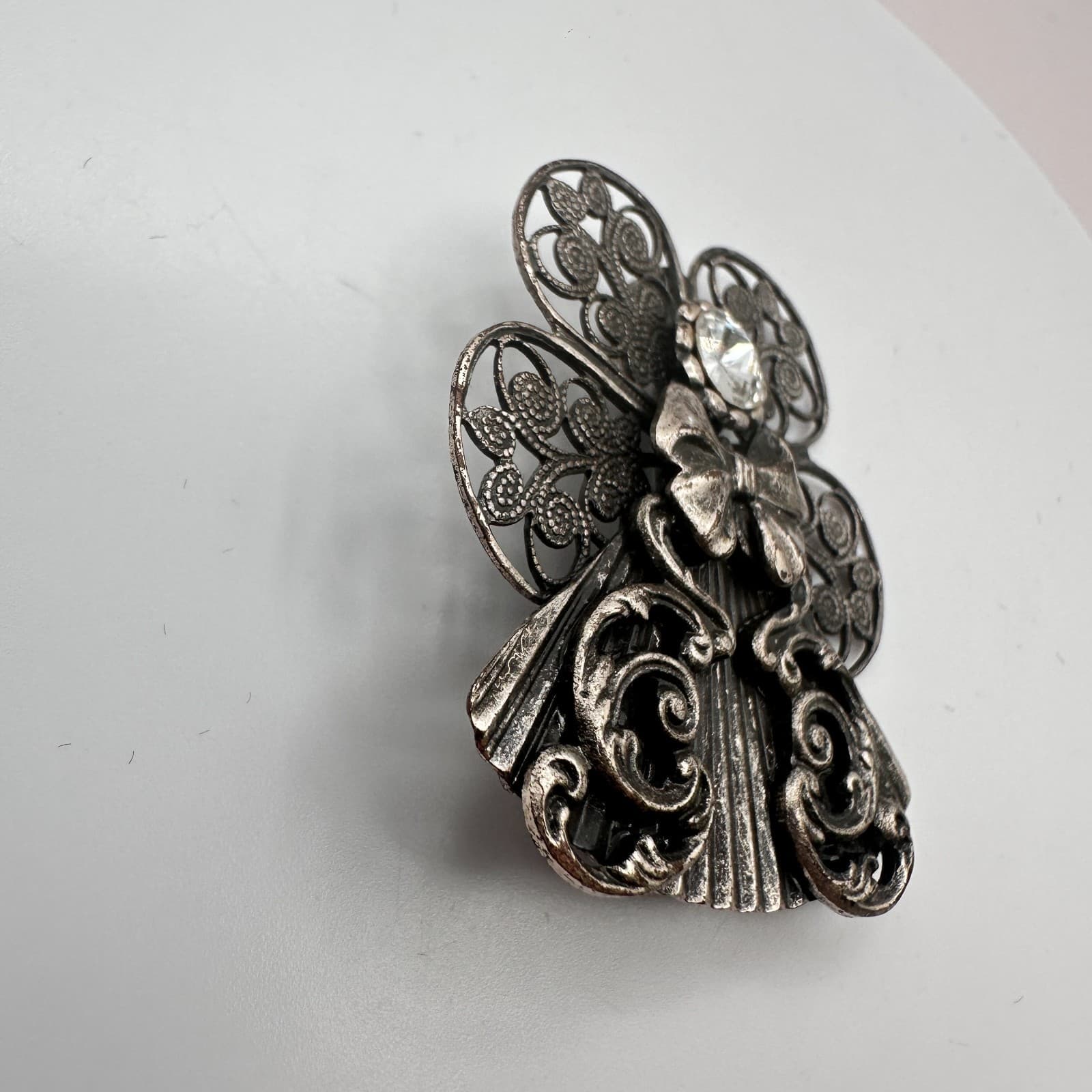 Vintage 90s Silver Tone Angel Brooch Filigree Wings Clear Glass Bow Jewelry - Thumbnail 5