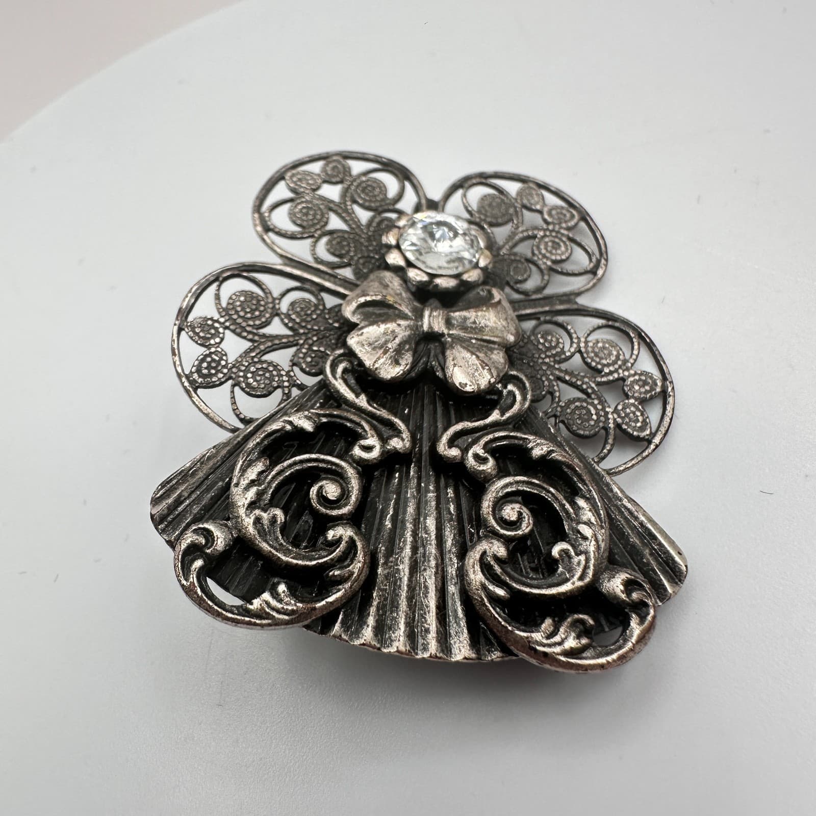 Vintage 90s Silver Tone Angel Brooch Filigree Wings Clear Glass Bow Jewelry - Thumbnail 6