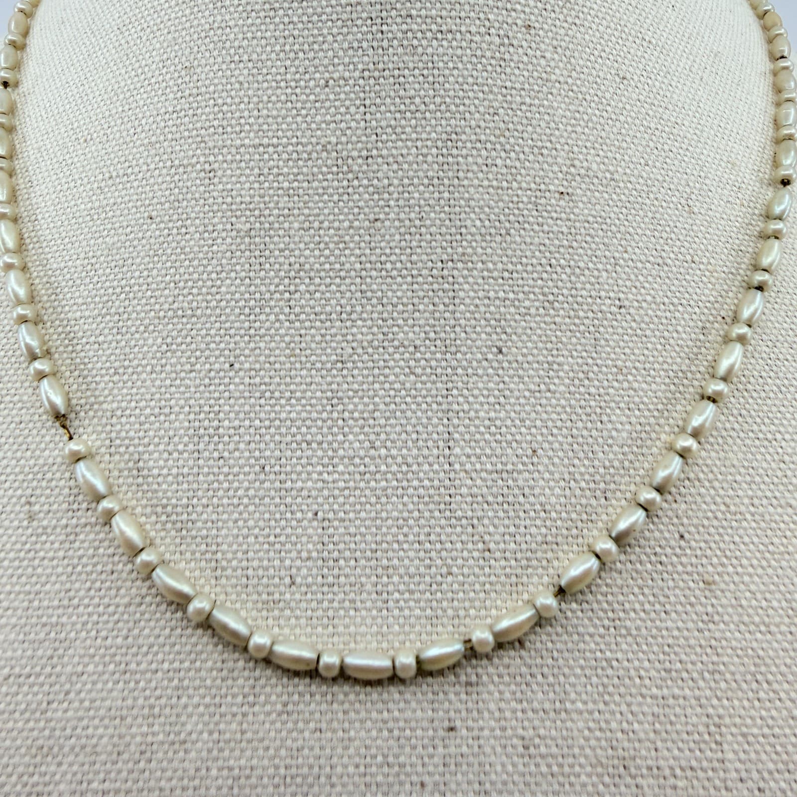 Vintage Faux Pearl Strand Necklace Rice Bead Bar Cream Off White Classic Retro - Thumbnail 2