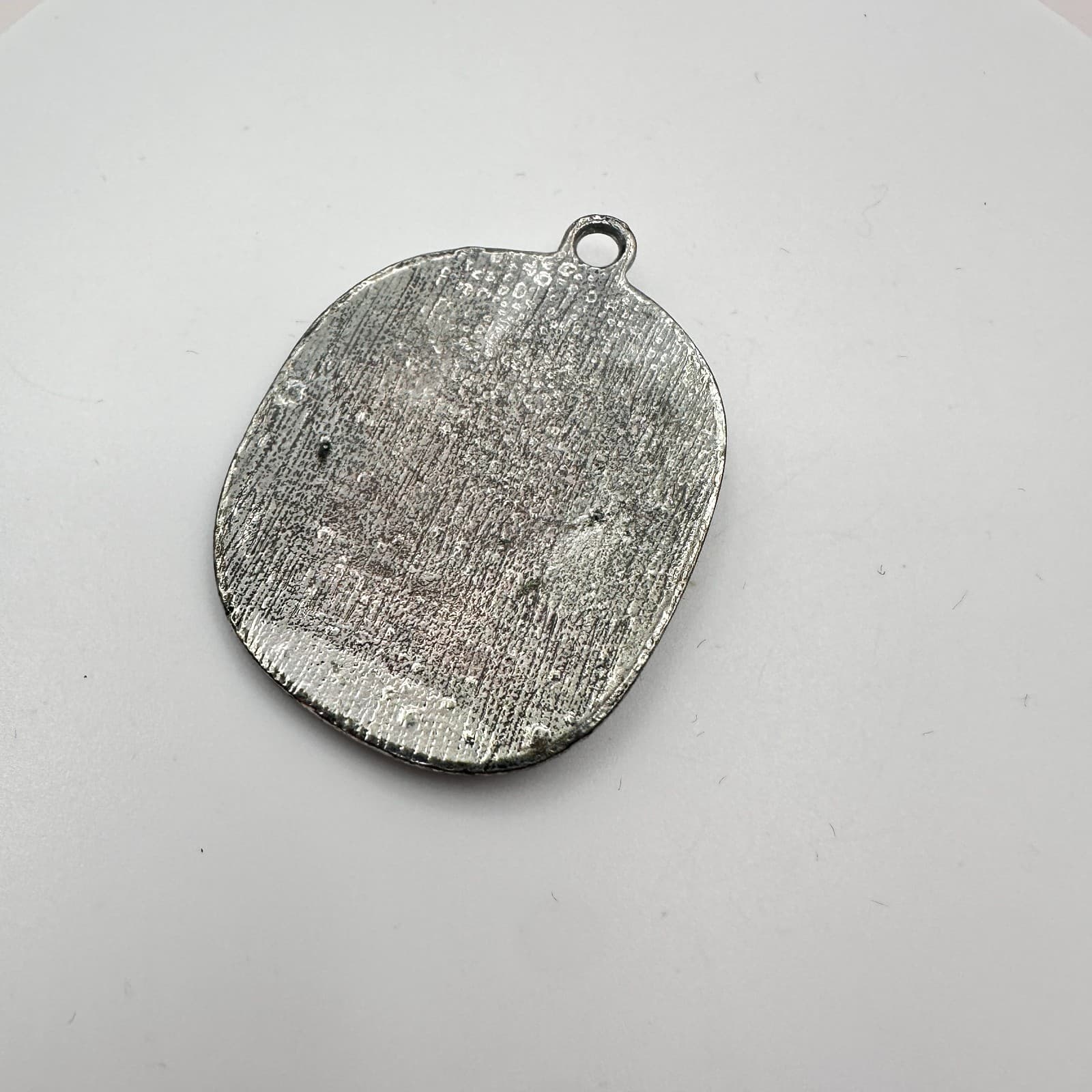 Vintage 90s Silver tone Black Stark Direwolf Pendant Unisex Classic Jewelry - Thumbnail 5