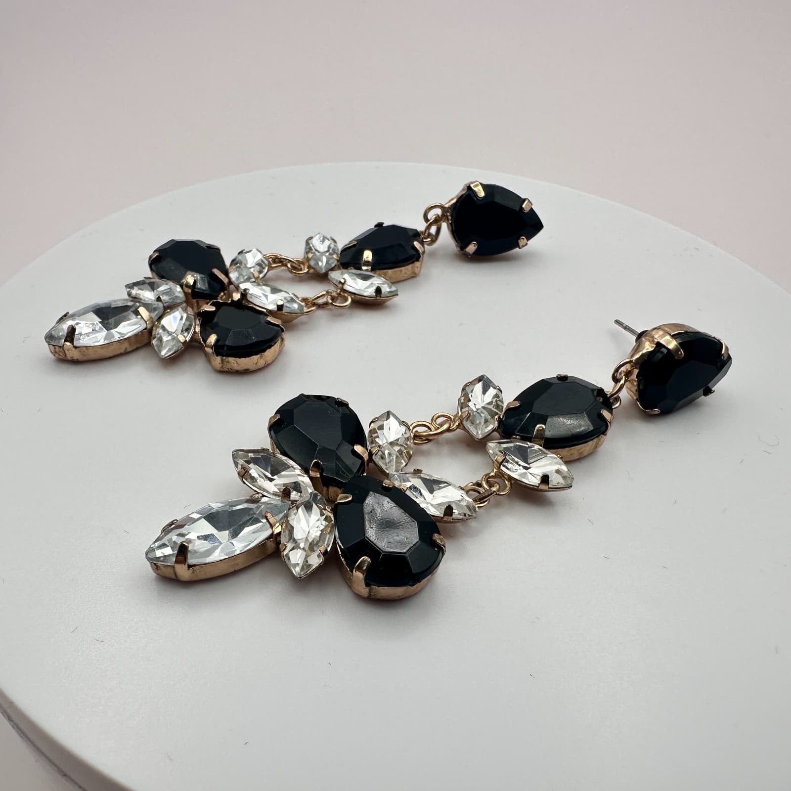 Vintage 90s Gold Tone Dangle Earrings Black &Clear Glass Women's Fashion Jewelry - Thumbnail 6