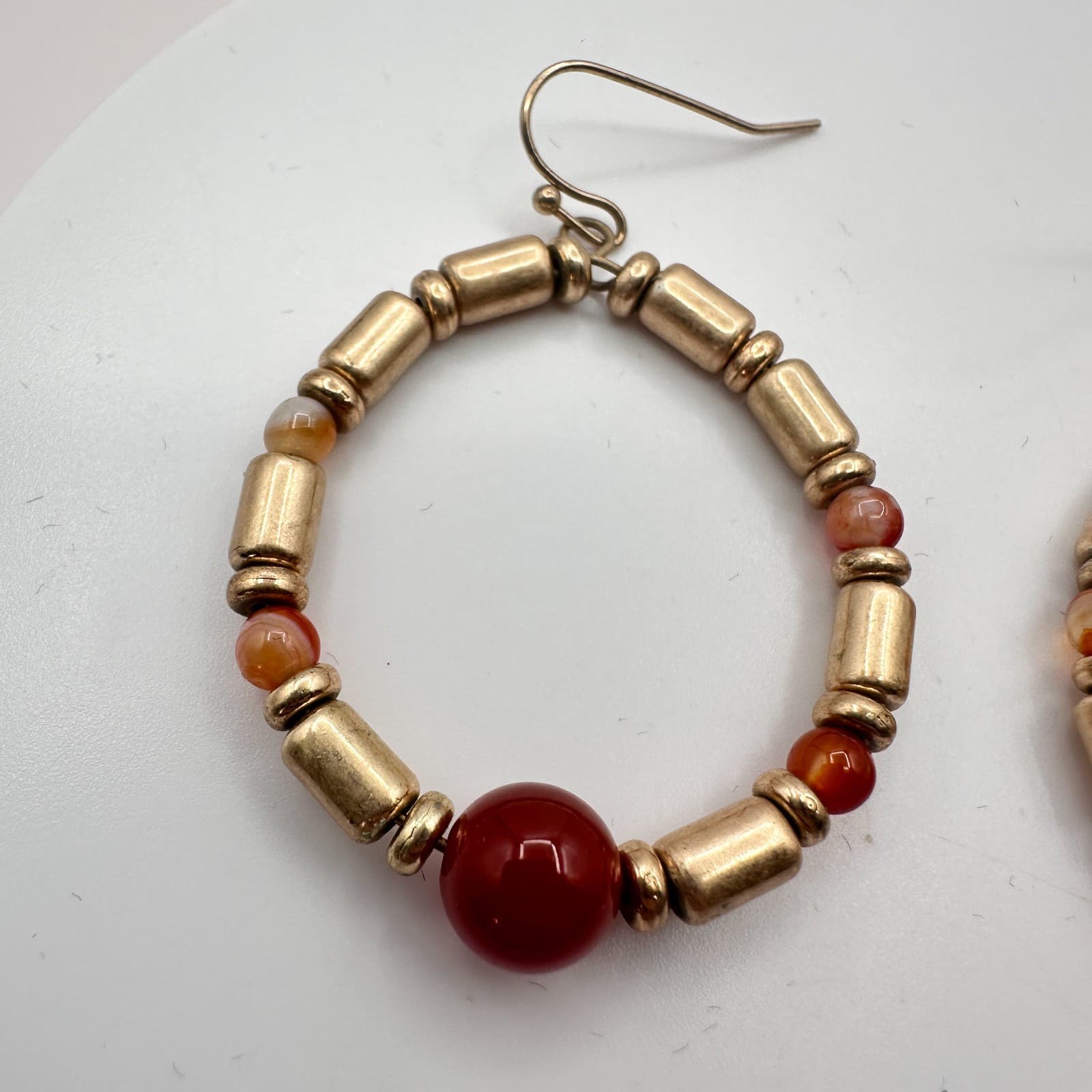 Vintage Style Crimson Stone Beaded Circle Earrings Ornate Gold Tone Jewelry - Thumbnail 4