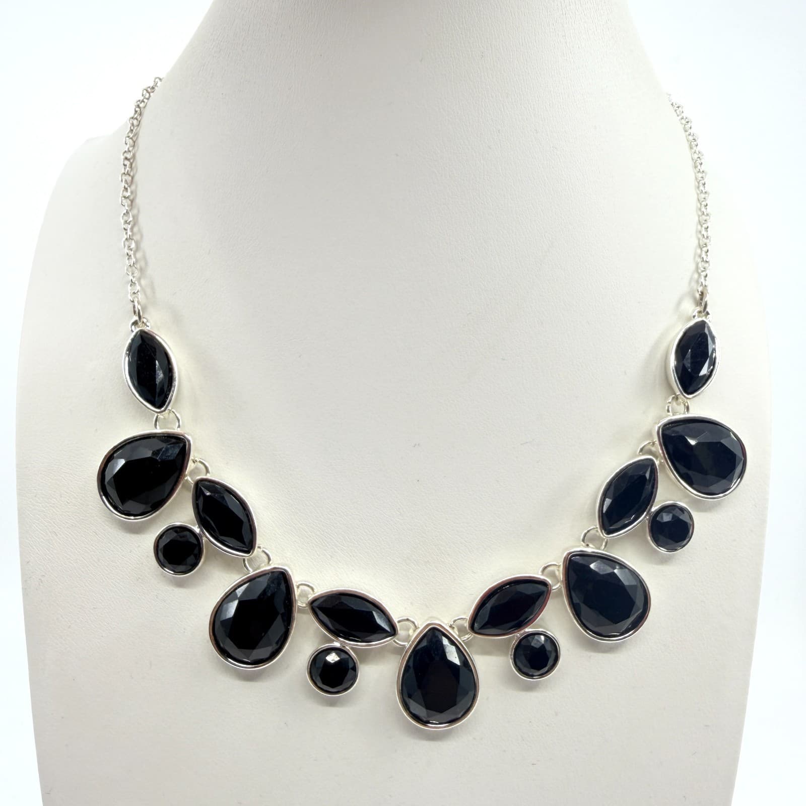 Vintage Silver Tone Black Faceted Resin Bib Necklace Teardrop Marquise Choker