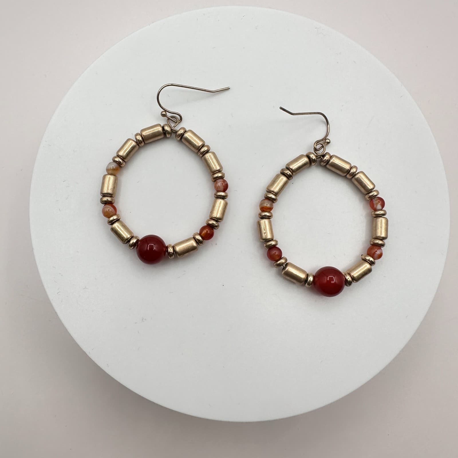 Vintage Style Crimson Stone Beaded Circle Earrings Ornate Gold Tone Jewelry - Thumbnail 3