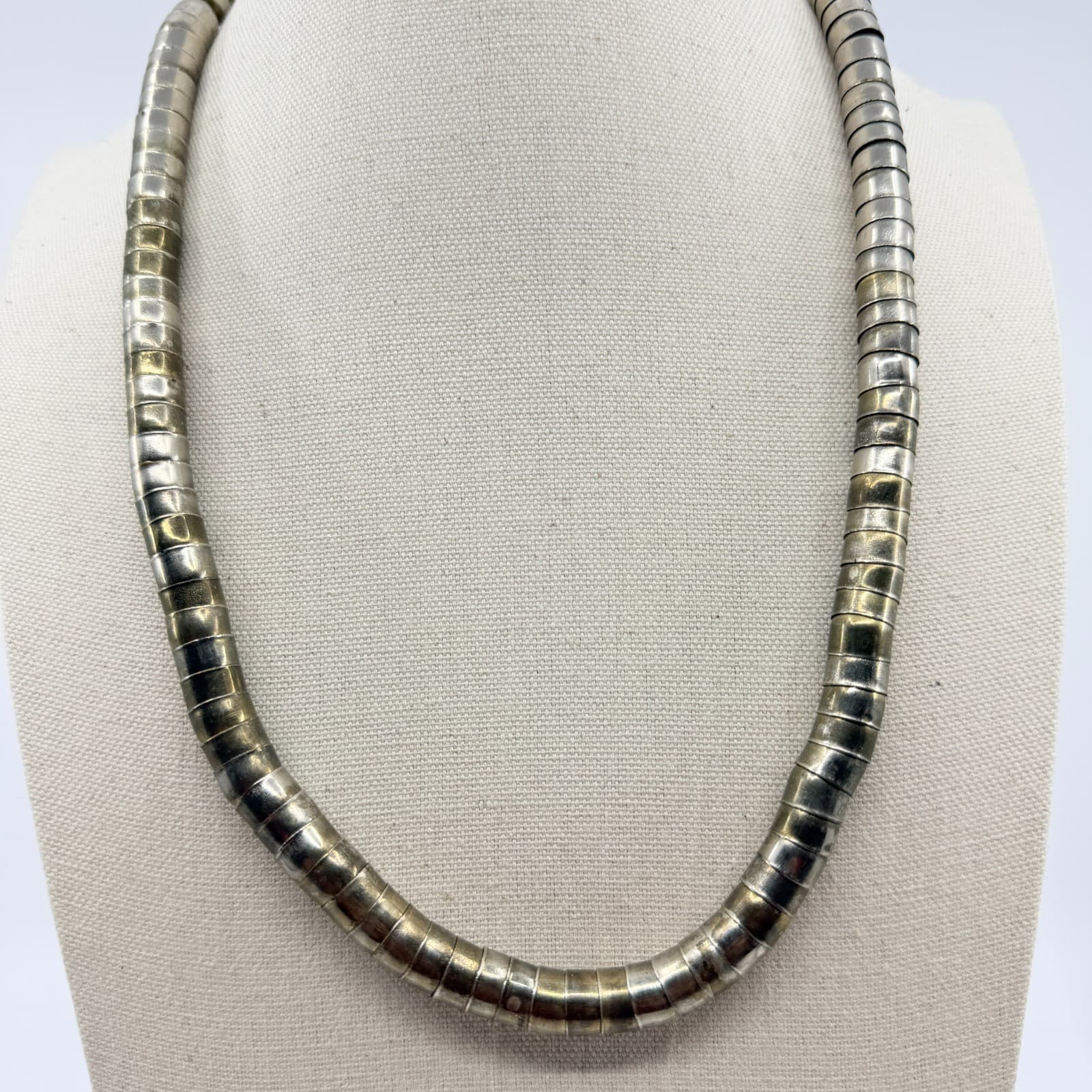 Vintage Silver Tone Omega Collar Necklace Chunky Segmented Block Tube Chain 90s - Thumbnail 5
