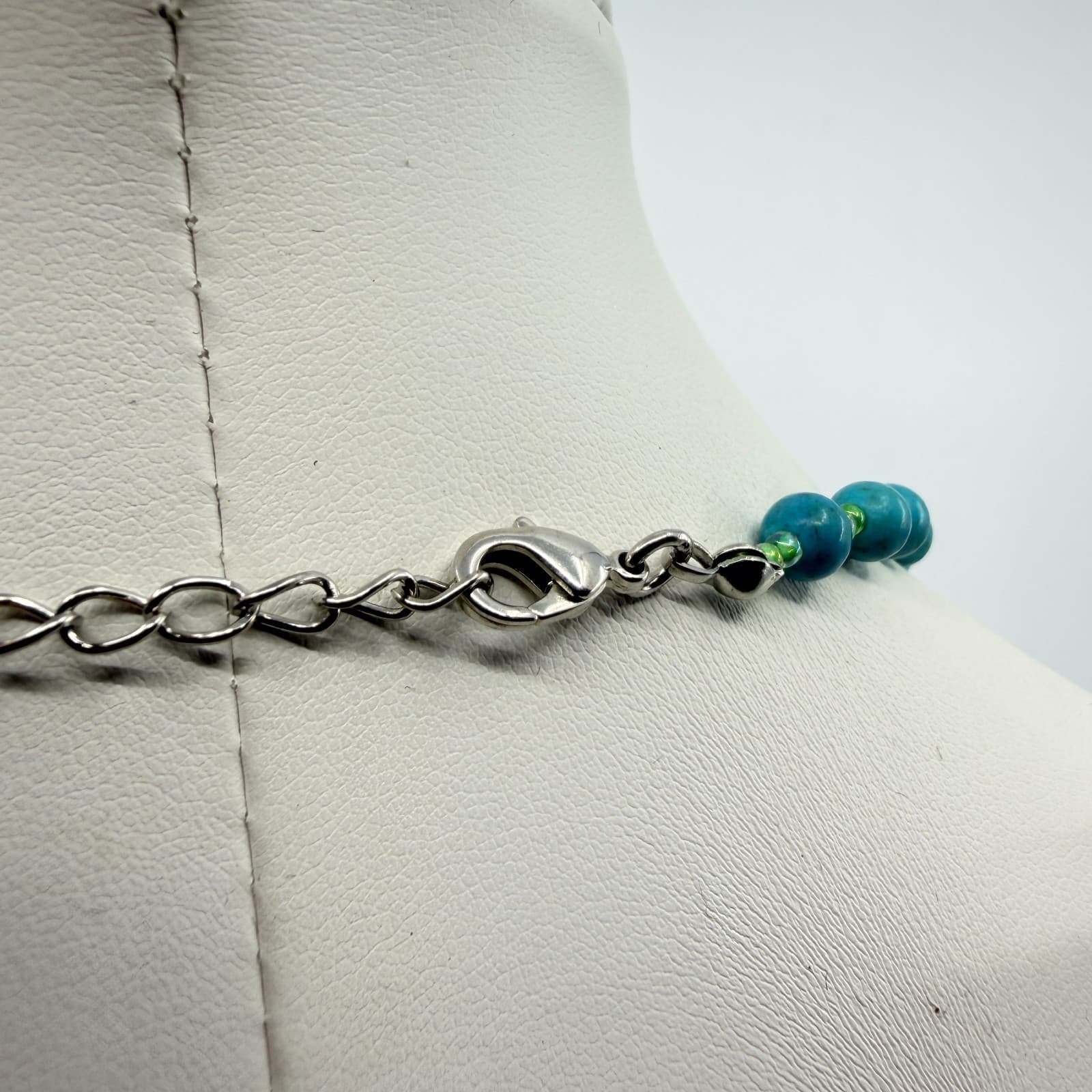 Vintage Faux Turquoise Pendant Necklace Simulated Pearl Bead Strand Y Drop 90s - Thumbnail 6