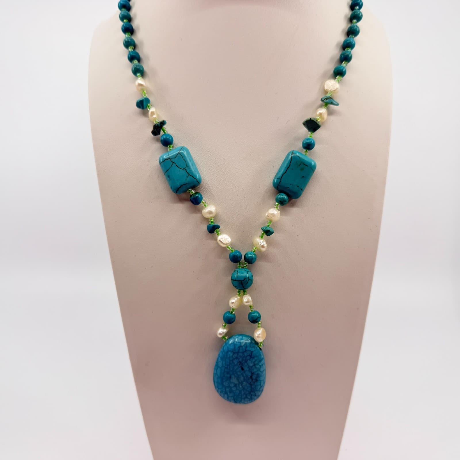 Vintage Faux Turquoise Pendant Necklace Simulated Pearl Bead Strand Y Drop 90s - Thumbnail 5