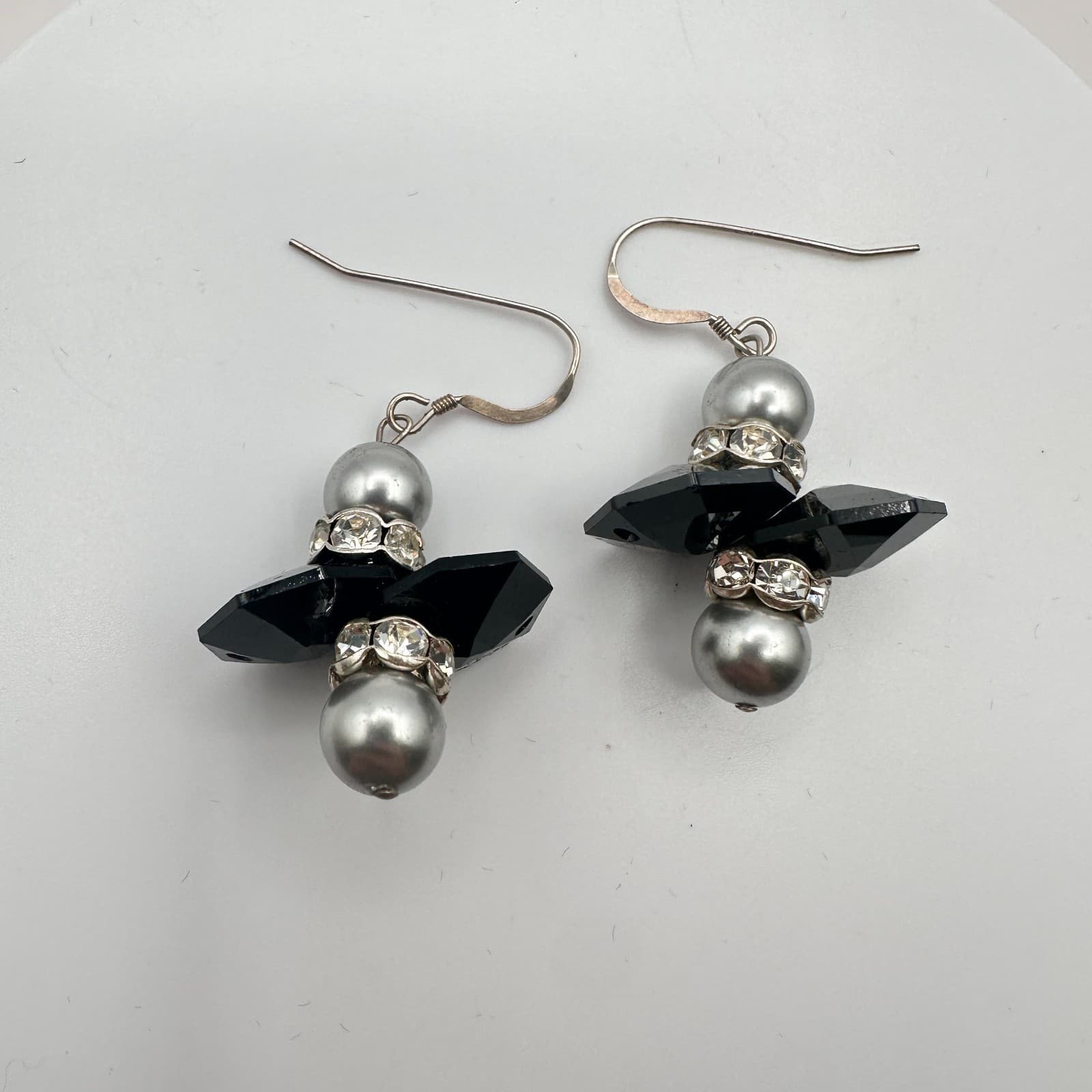 Vintage 80s Art Deco Black Dangle Earrings Pearl Rhinestone Silver Tone Jewelry - Thumbnail 4