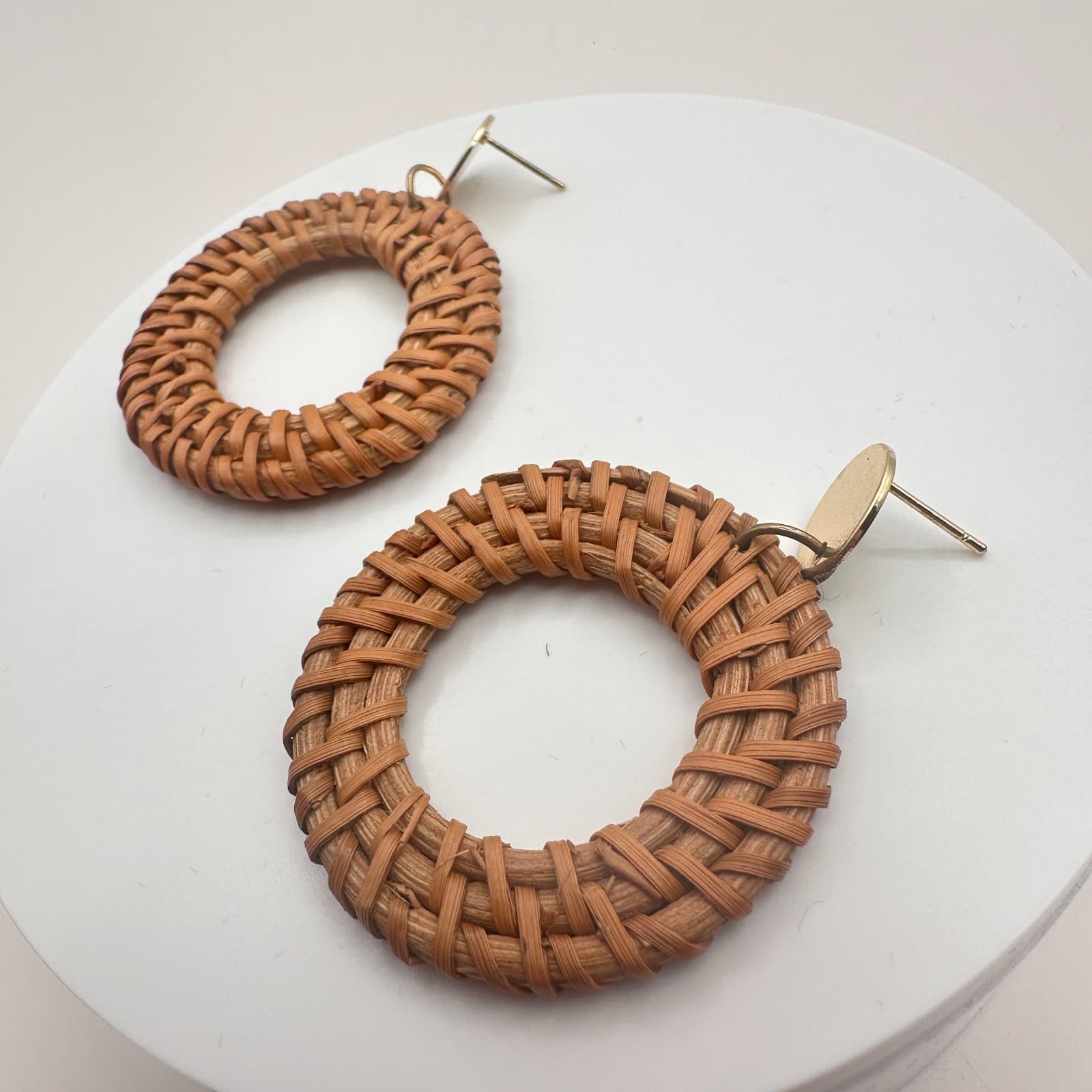 Vintage 90s Gold Tone Brown Woven Rattan Round Hoop Earrings Women's Jewelry - Thumbnail 4