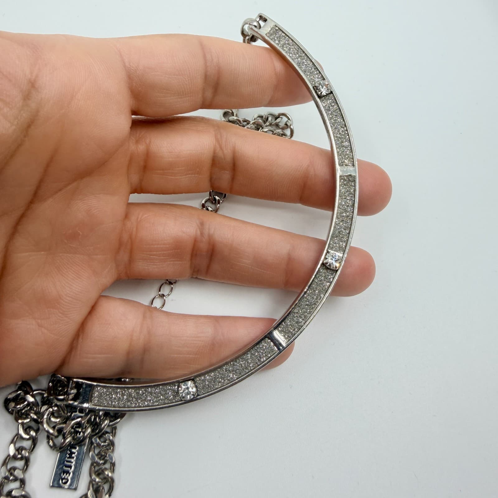 The Limited Diamond Dust Curve Necklace Silver Tone Curb Chain Rhinestone Bar - Thumbnail 8