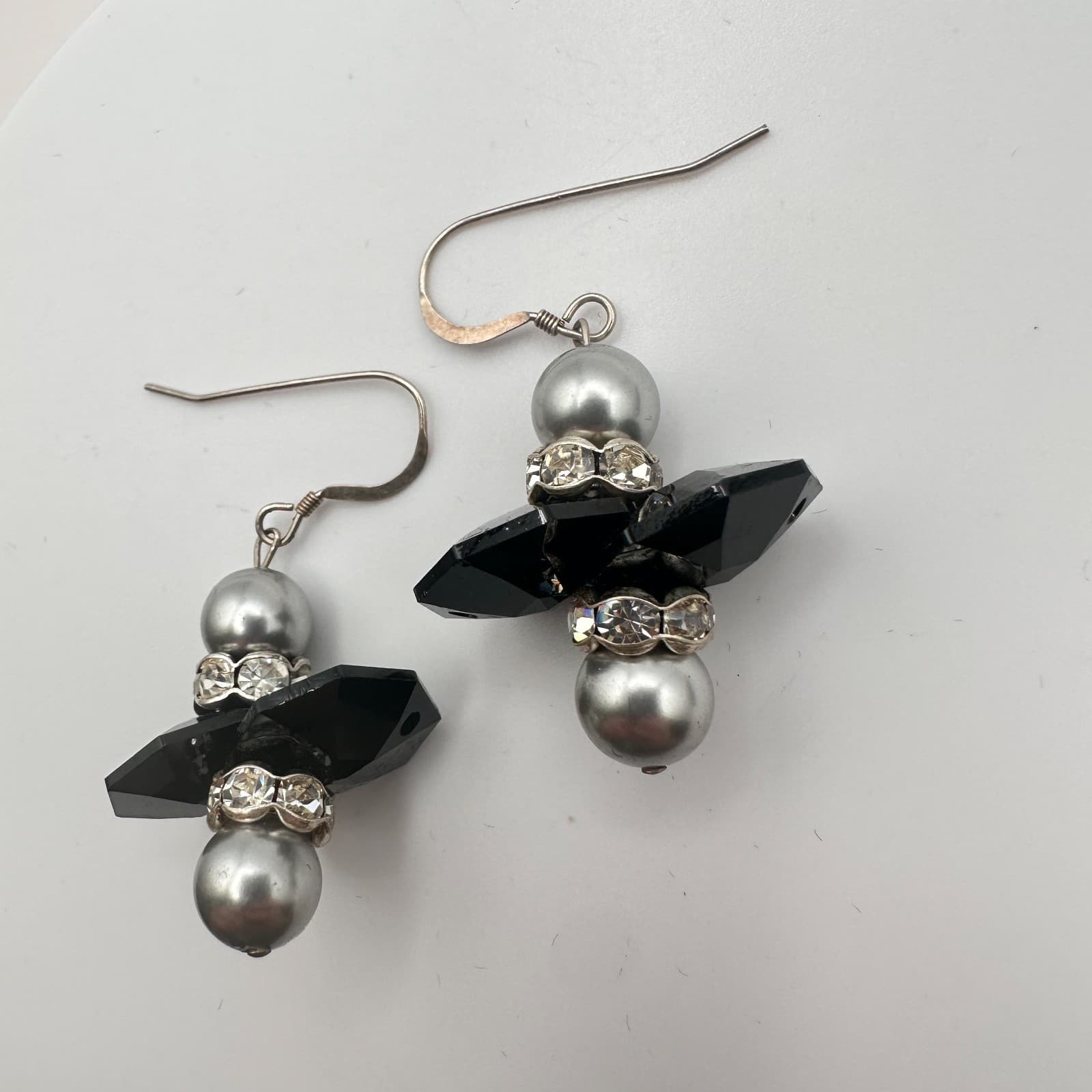 Vintage 80s Art Deco Black Dangle Earrings Pearl Rhinestone Silver Tone Jewelry - Thumbnail 6